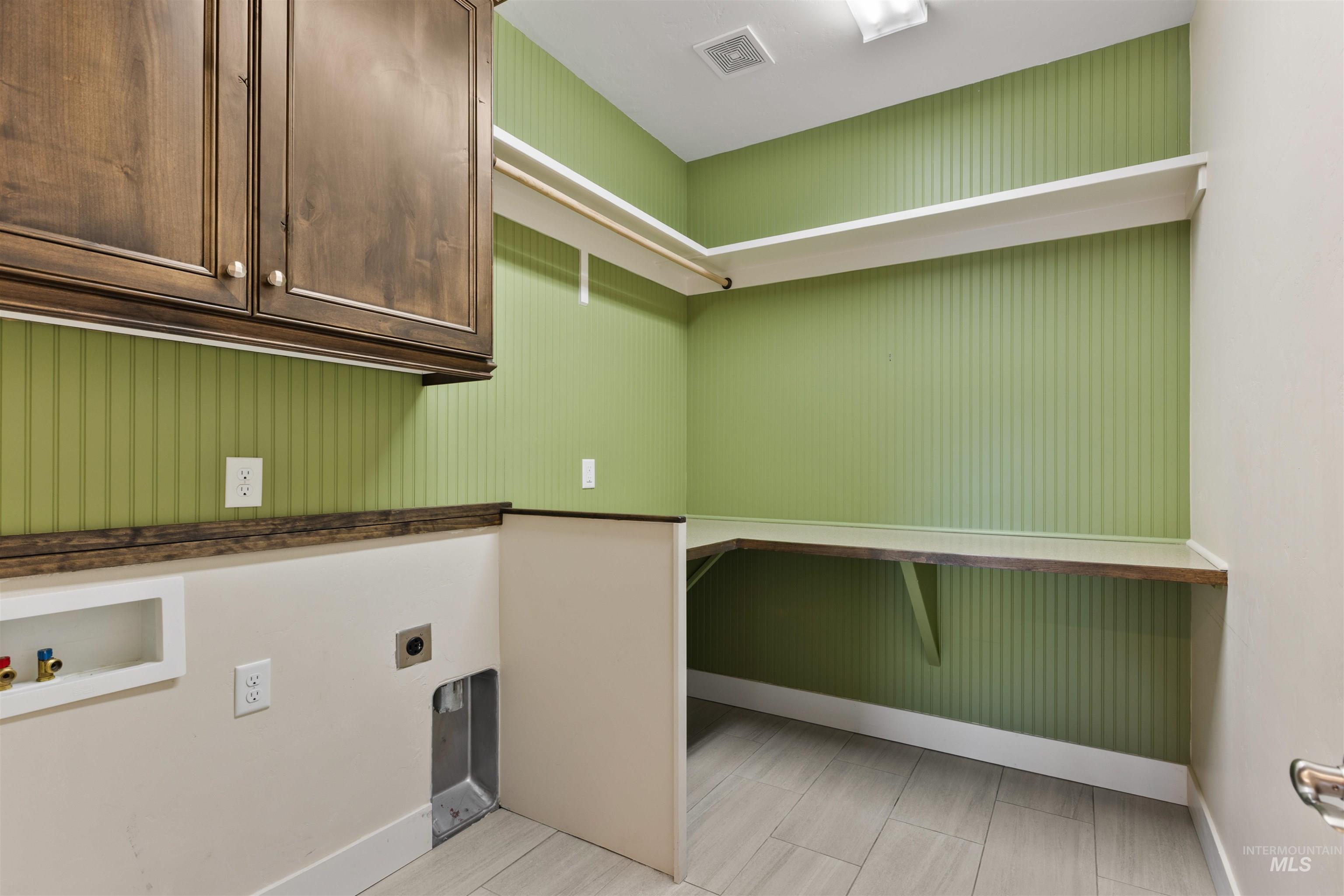 18018 N Streams Edge Way, Boise, Idaho 83714, 5 Bedrooms, 4 Bathrooms, Residential For Sale, Price $849,000, 98976723