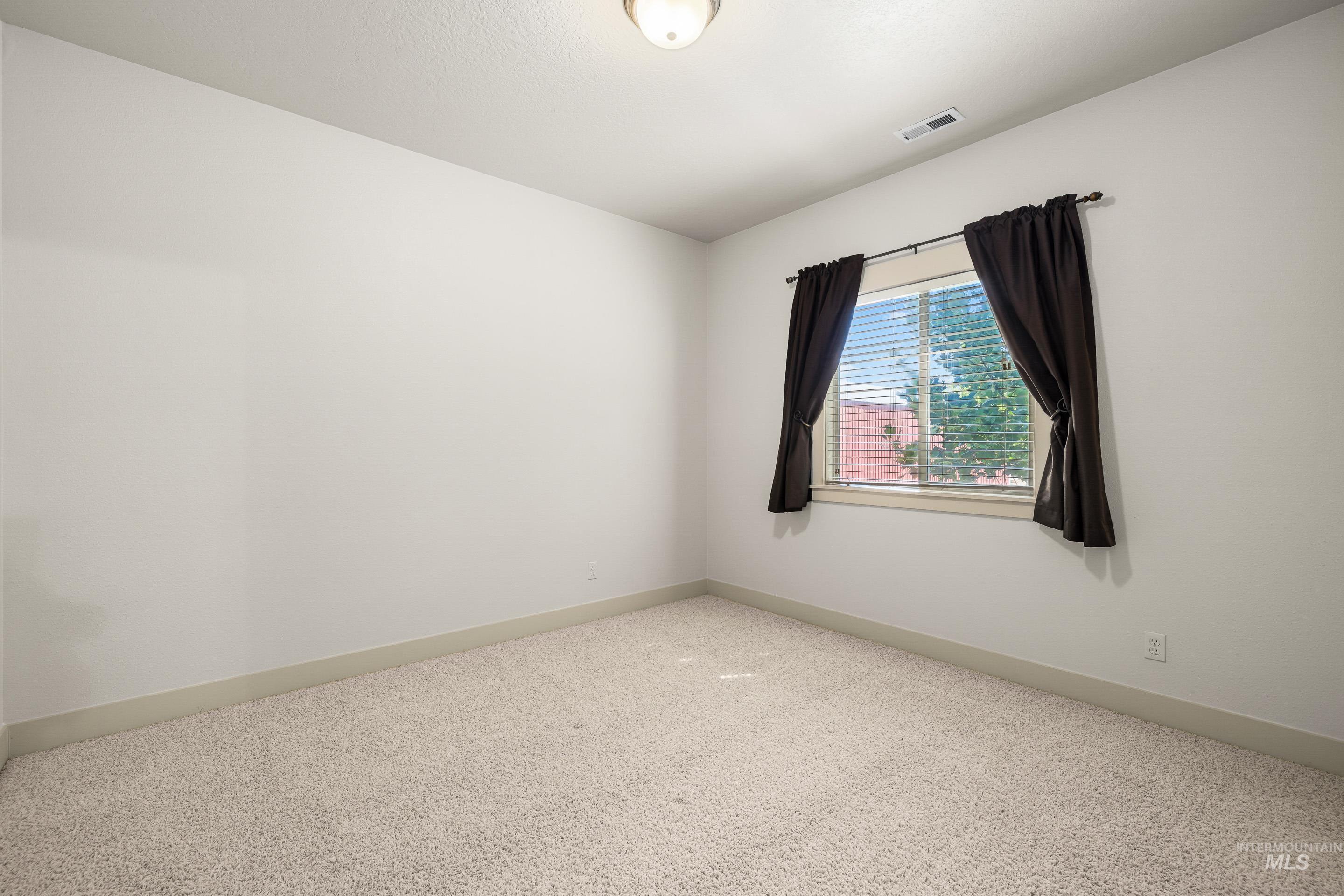 3286 N Gaviola Ave, Meridian, Idaho 83646, 3 Bedrooms, 2.5 Bathrooms, Residential For Sale, Price $494,900,MLS 98976726