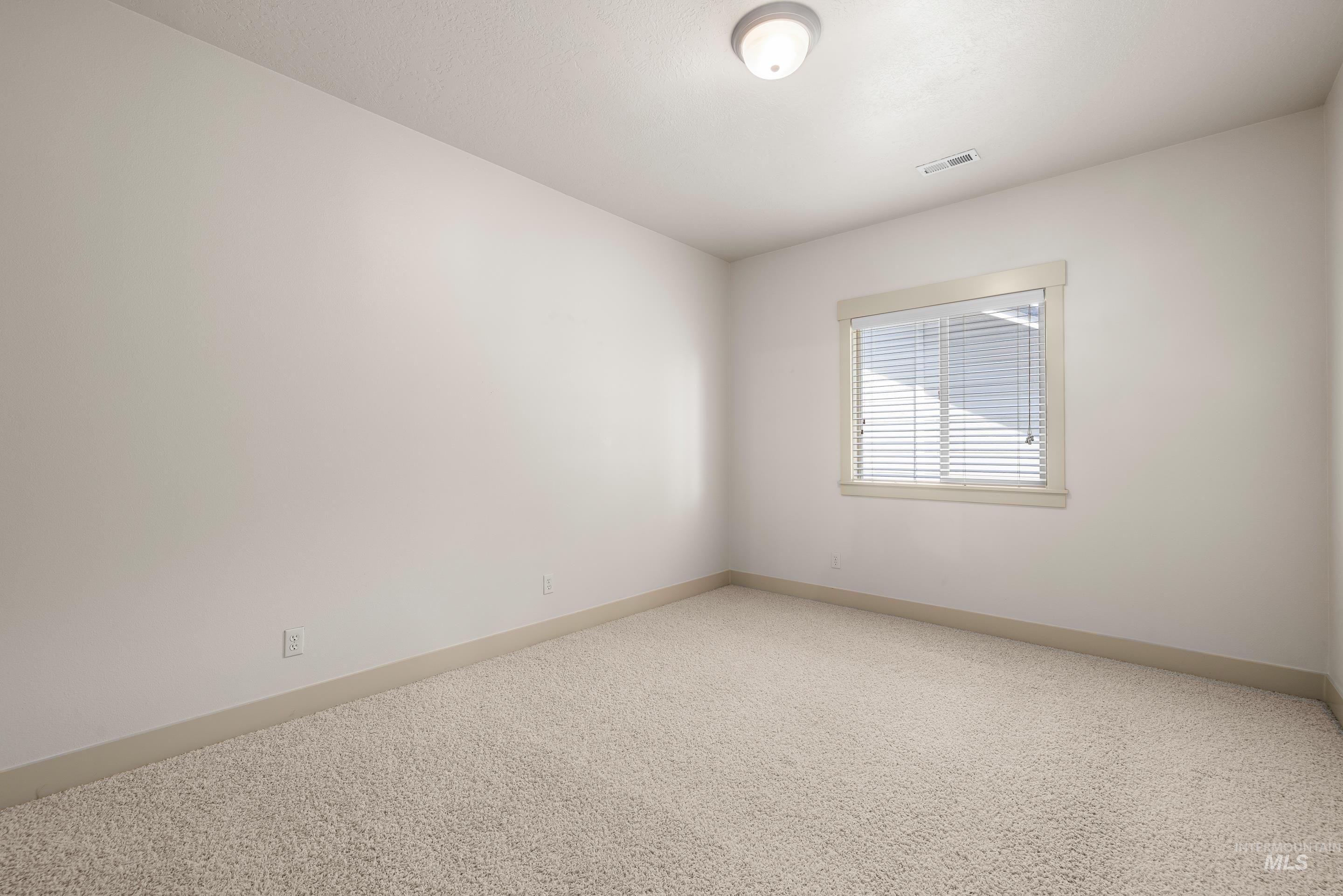 3286 N Gaviola Ave, Meridian, Idaho 83646, 3 Bedrooms, 2.5 Bathrooms, Residential For Sale, Price $494,900,MLS 98976726