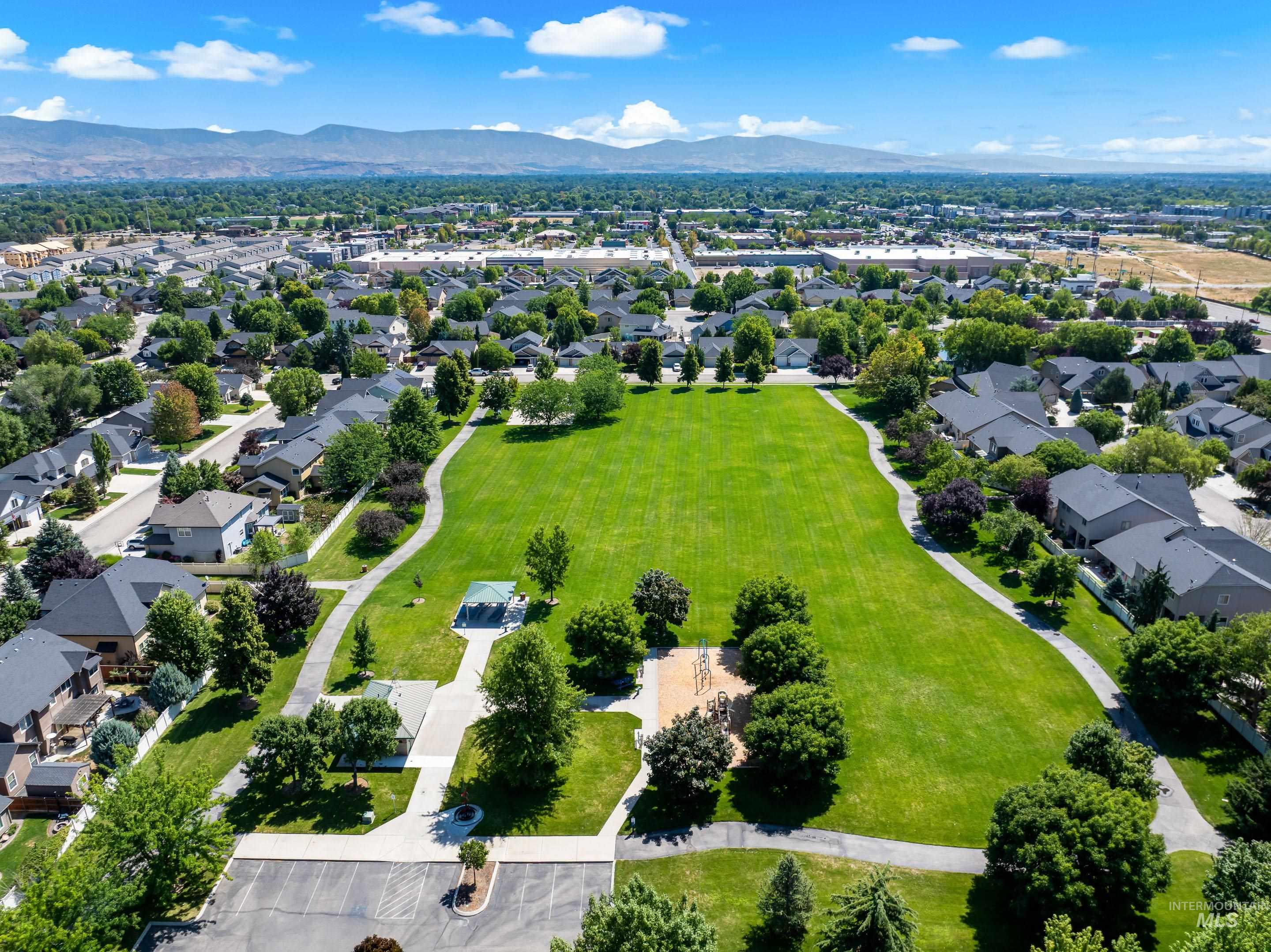 3286 N Gaviola Ave, Meridian, Idaho 83646, 3 Bedrooms, 2.5 Bathrooms, Residential For Sale, Price $494,900,MLS 98976726