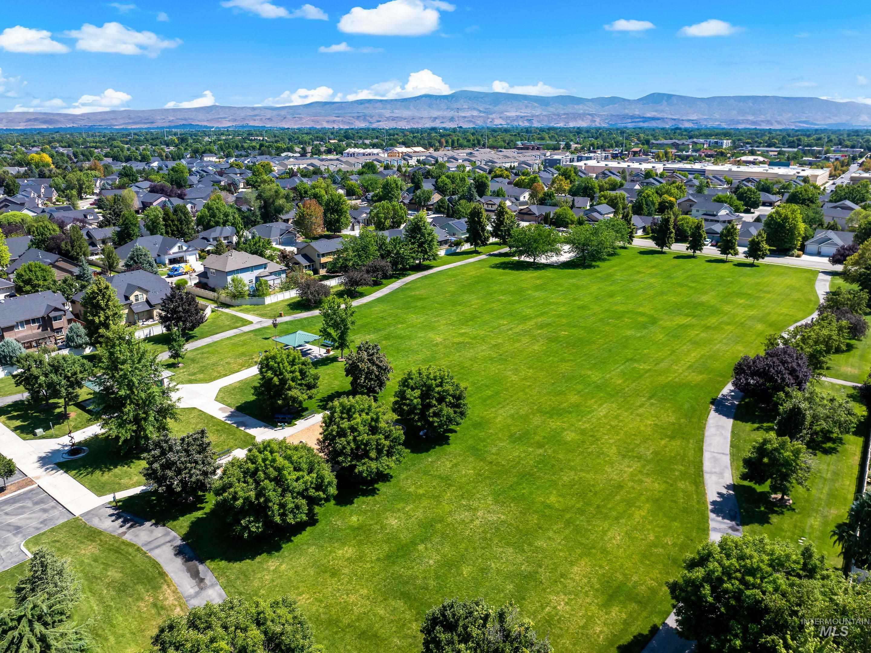 3286 N Gaviola Ave, Meridian, Idaho 83646, 3 Bedrooms, 2.5 Bathrooms, Residential For Sale, Price $494,900,MLS 98976726