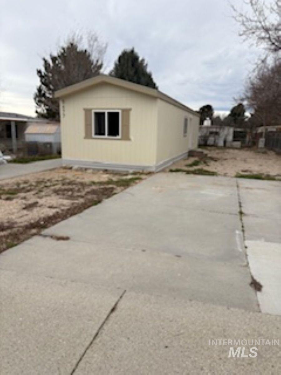 5677 E Woodcross Dr, Boise, Idaho 83716, 1 Bedroom, 1 Bathroom, Residential For Sale, Price $65,000, 98976727