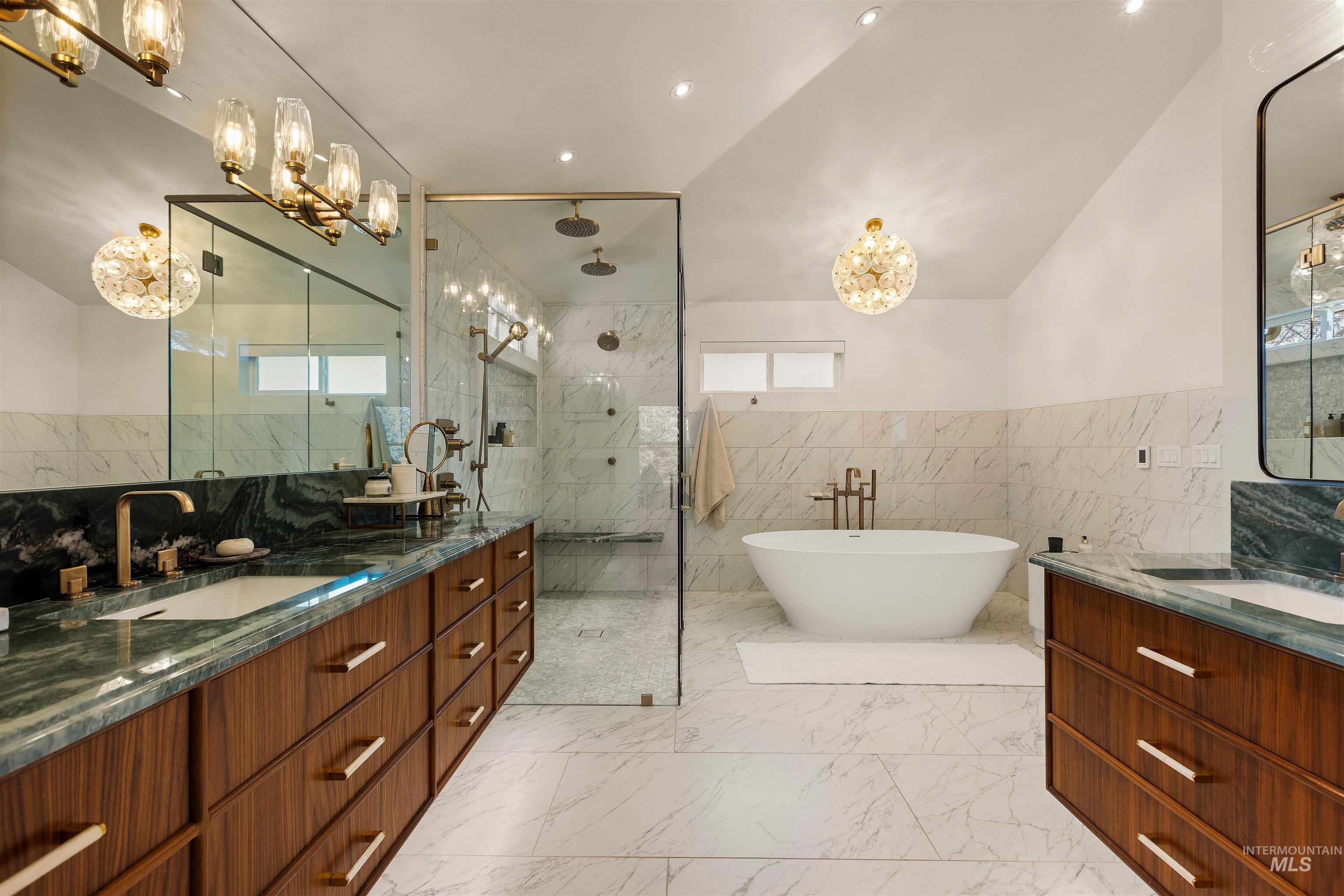 578 W Sly Fox, Meridian, Idaho 83646, 5 Bedrooms, 4 Bathrooms, Residential For Sale, Price $1,950,000,MLS 98976730