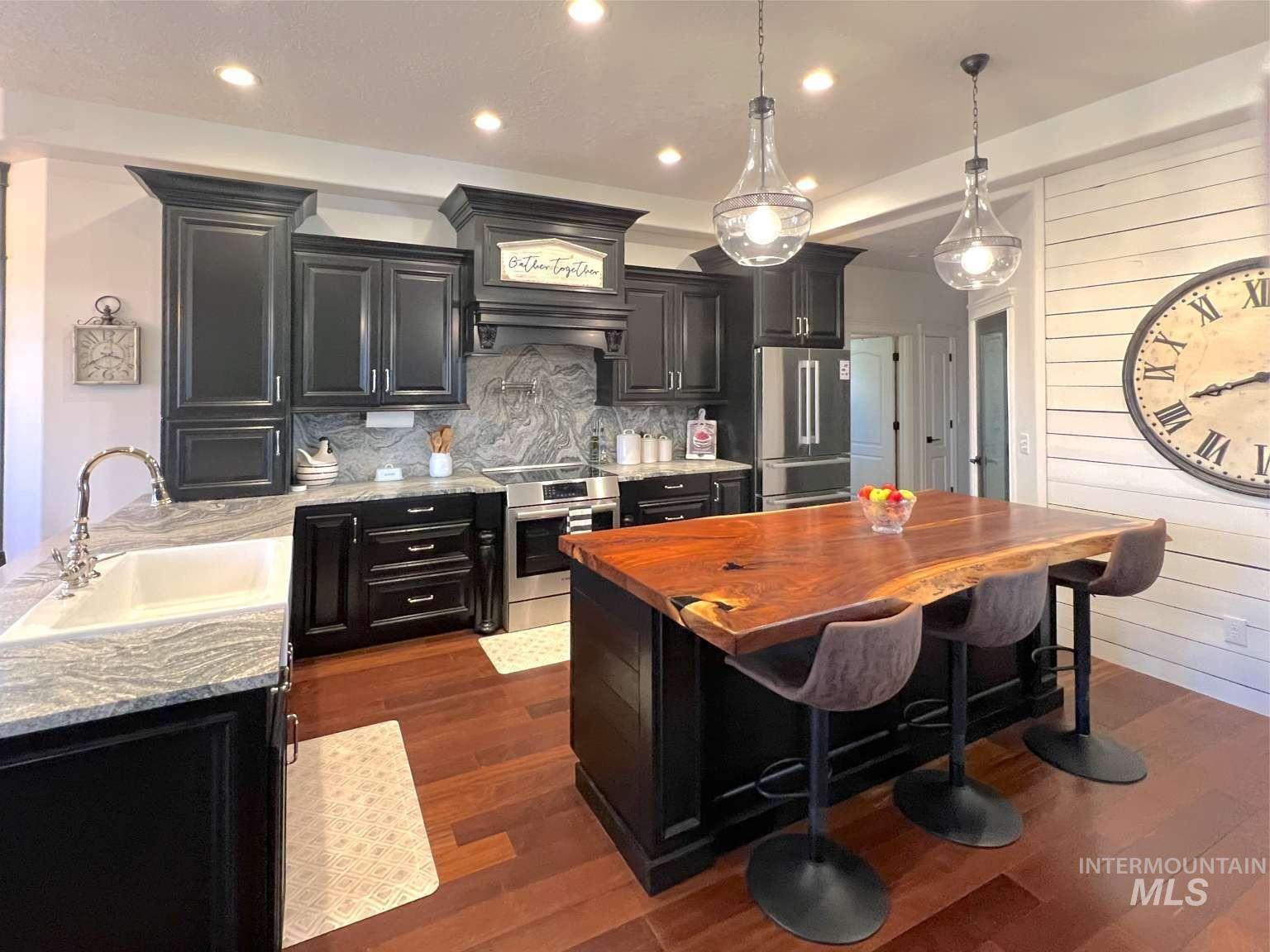 12343 Whitechapel Way, Nampa, Idaho 83686, 4 Bedrooms, 5 Bathrooms, Residential For Sale, Price $1,140,000, 98976731