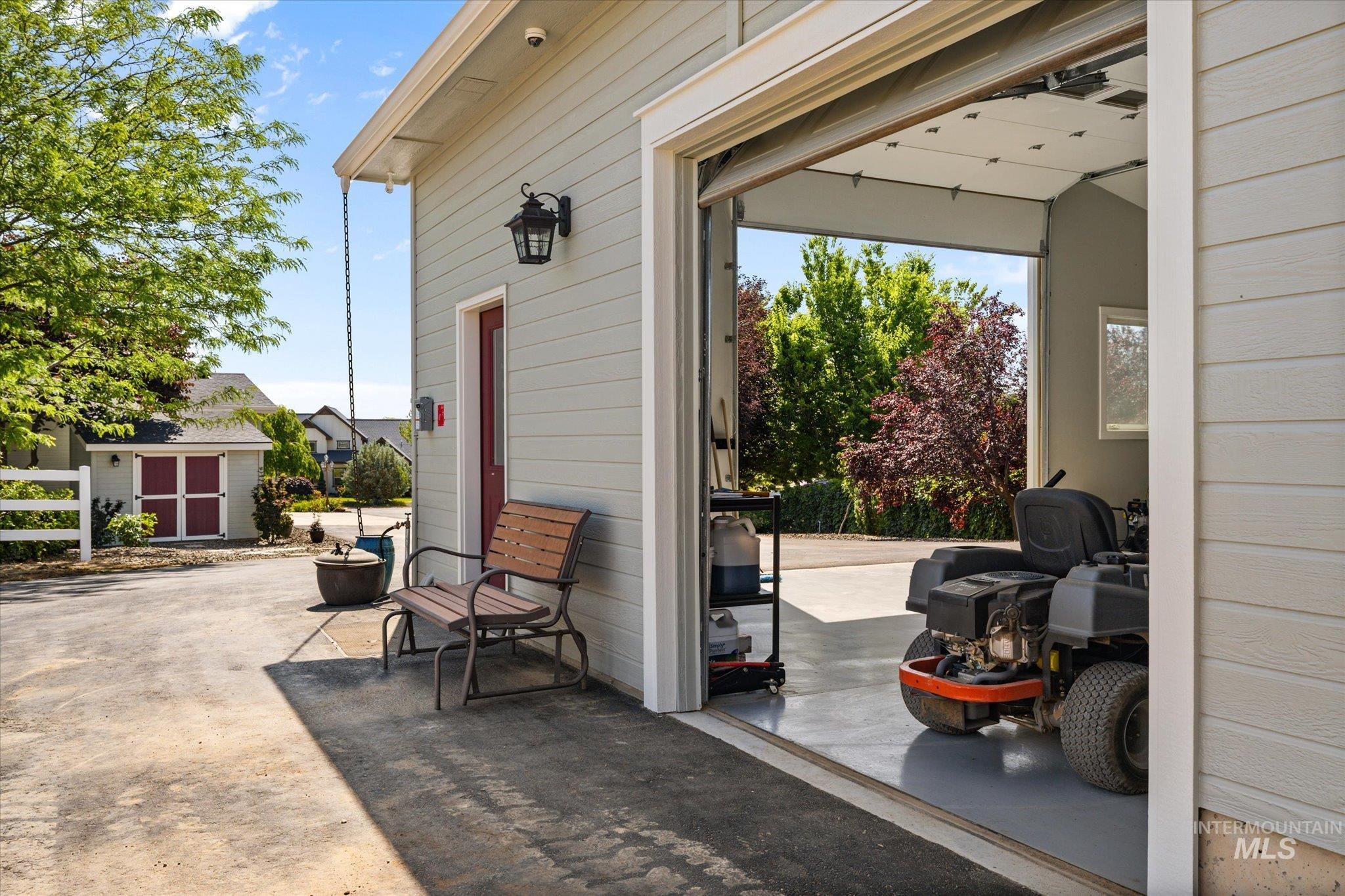 23363 Tundra Ct, Caldwell, Idaho 83607, 5 Bedrooms, 3.5 Bathrooms, Residential For Sale, Price $1,077,000, 98976733