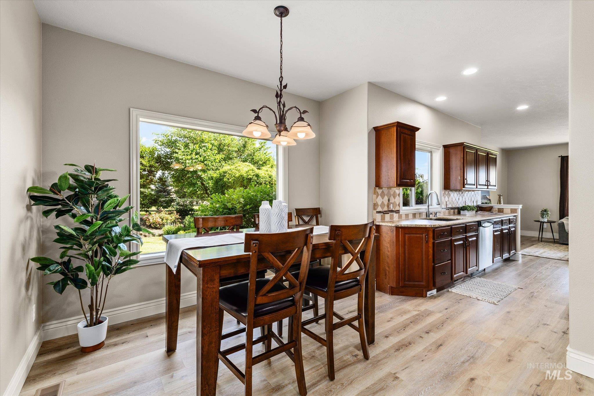 23363 Tundra Ct, Caldwell, Idaho 83607, 5 Bedrooms, 3.5 Bathrooms, Residential For Sale, Price $997,000,MLS 98976733