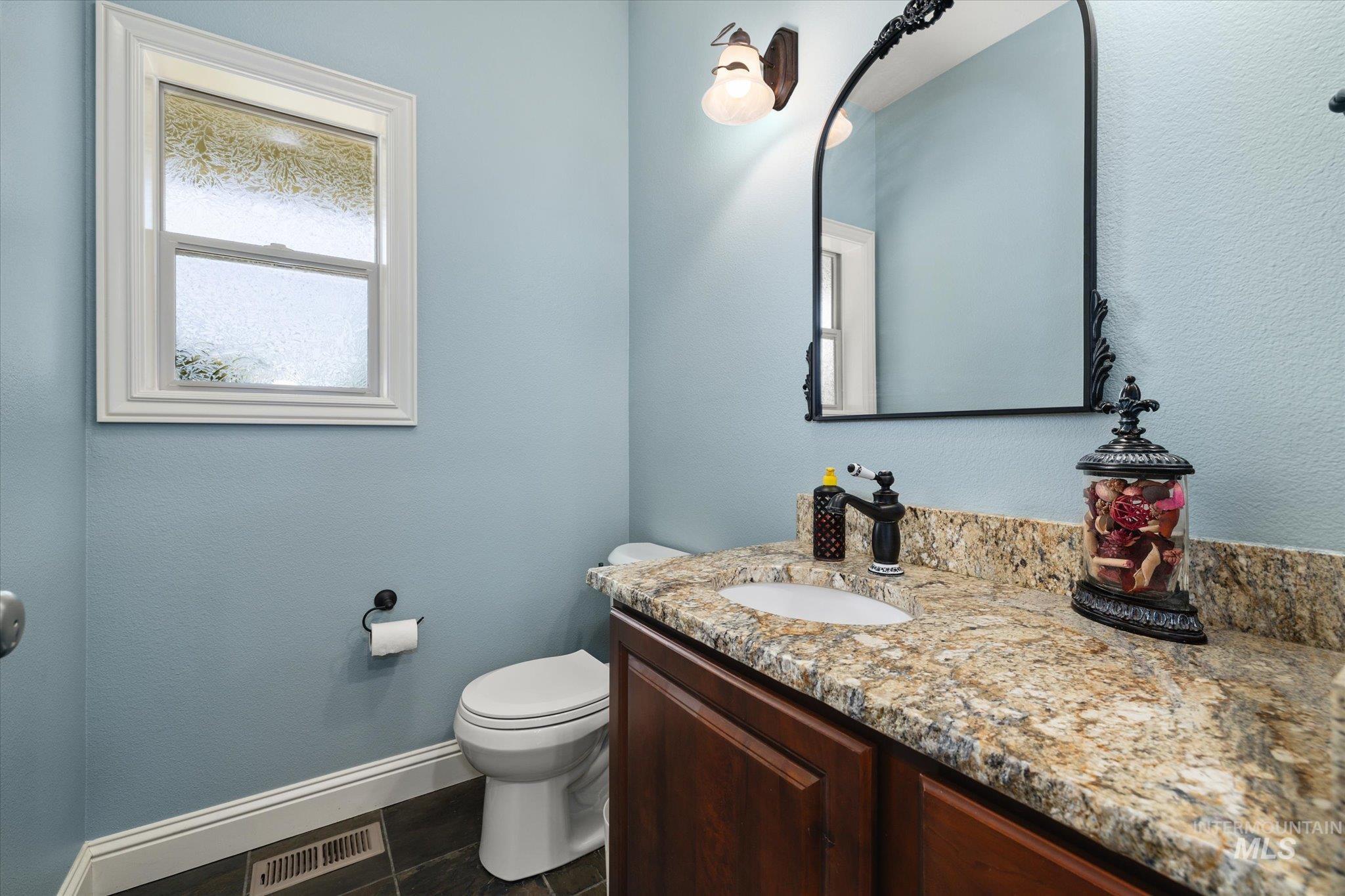 23363 Tundra Ct, Caldwell, Idaho 83607, 5 Bedrooms, 3.5 Bathrooms, Residential For Sale, Price $997,000,MLS 98976733