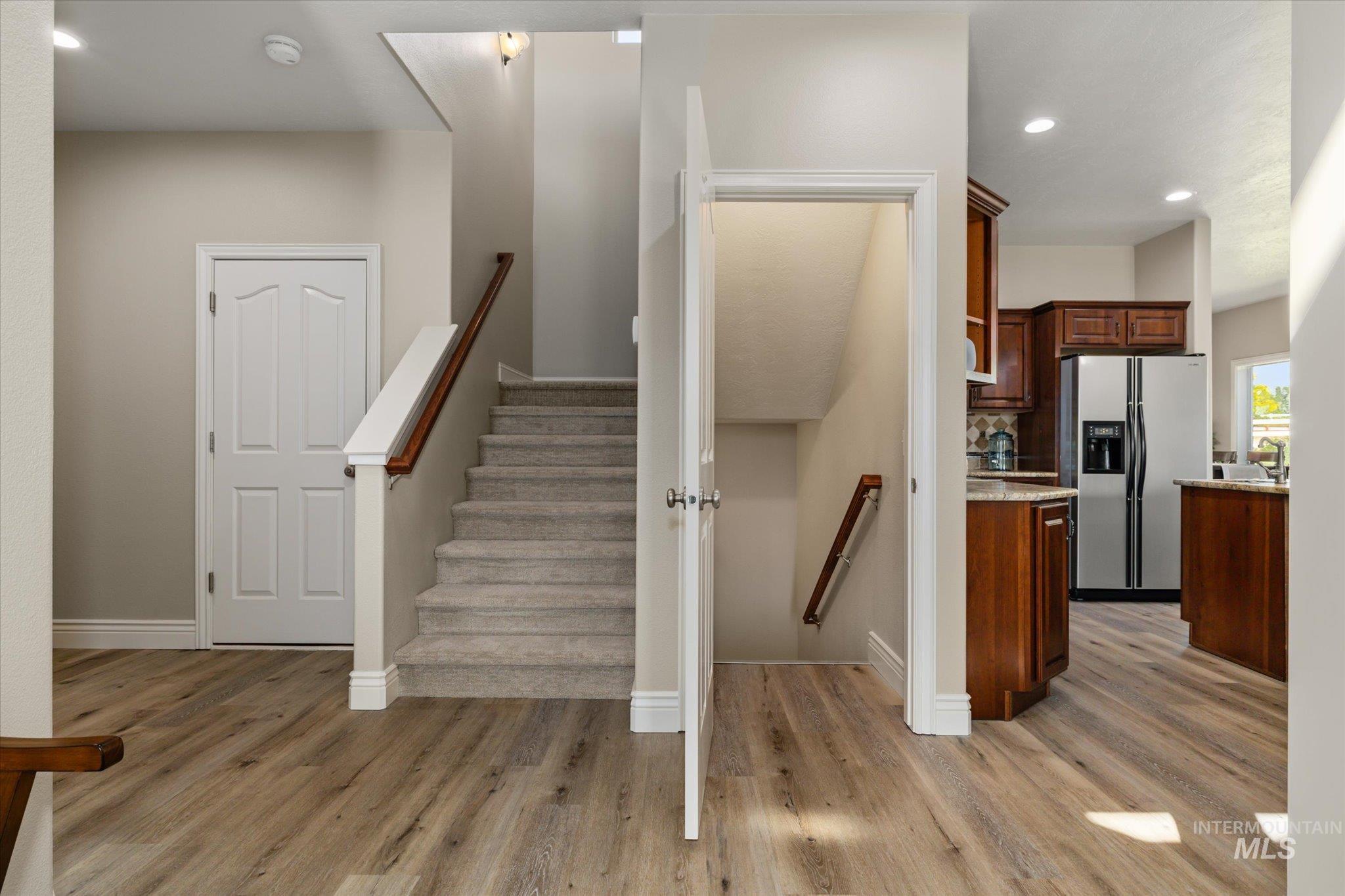 23363 Tundra Ct, Caldwell, Idaho 83607, 5 Bedrooms, 3.5 Bathrooms, Residential For Sale, Price $997,000,MLS 98976733