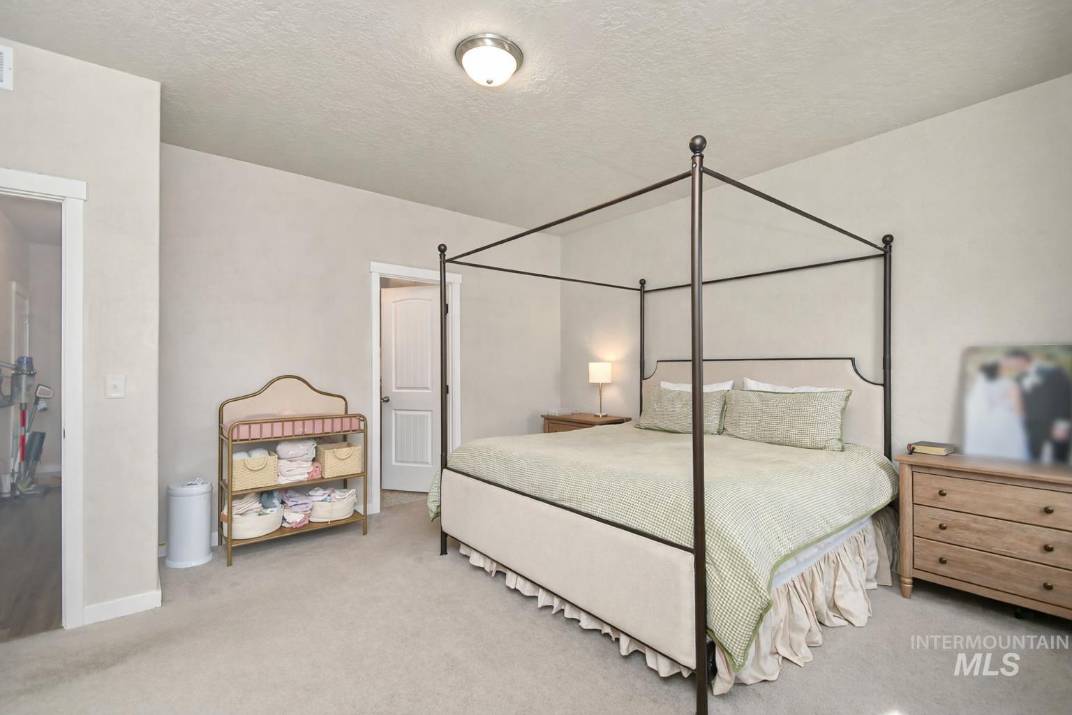 2326 N Destiny Ave, Kuna, Idaho 83634, 4 Bedrooms, 2.5 Bathrooms, Residential For Sale, Price $589,900,MLS 98976734