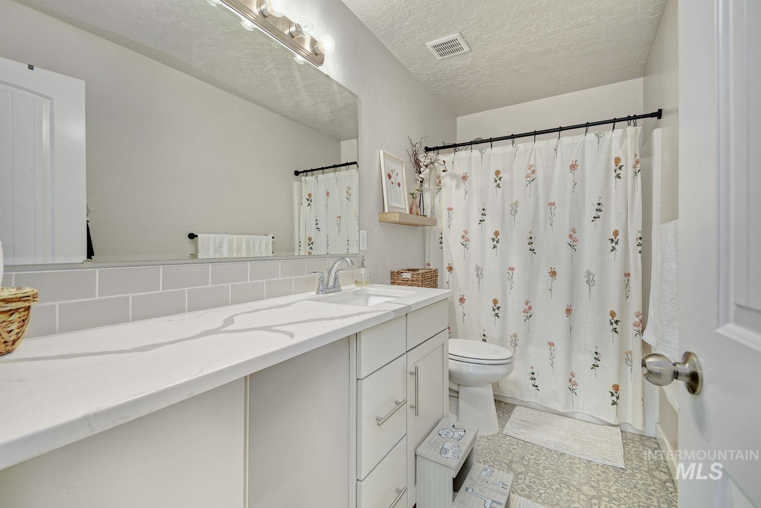 2326 N Destiny Ave, Kuna, Idaho 83634, 4 Bedrooms, 2.5 Bathrooms, Residential For Sale, Price $589,900,MLS 98976734