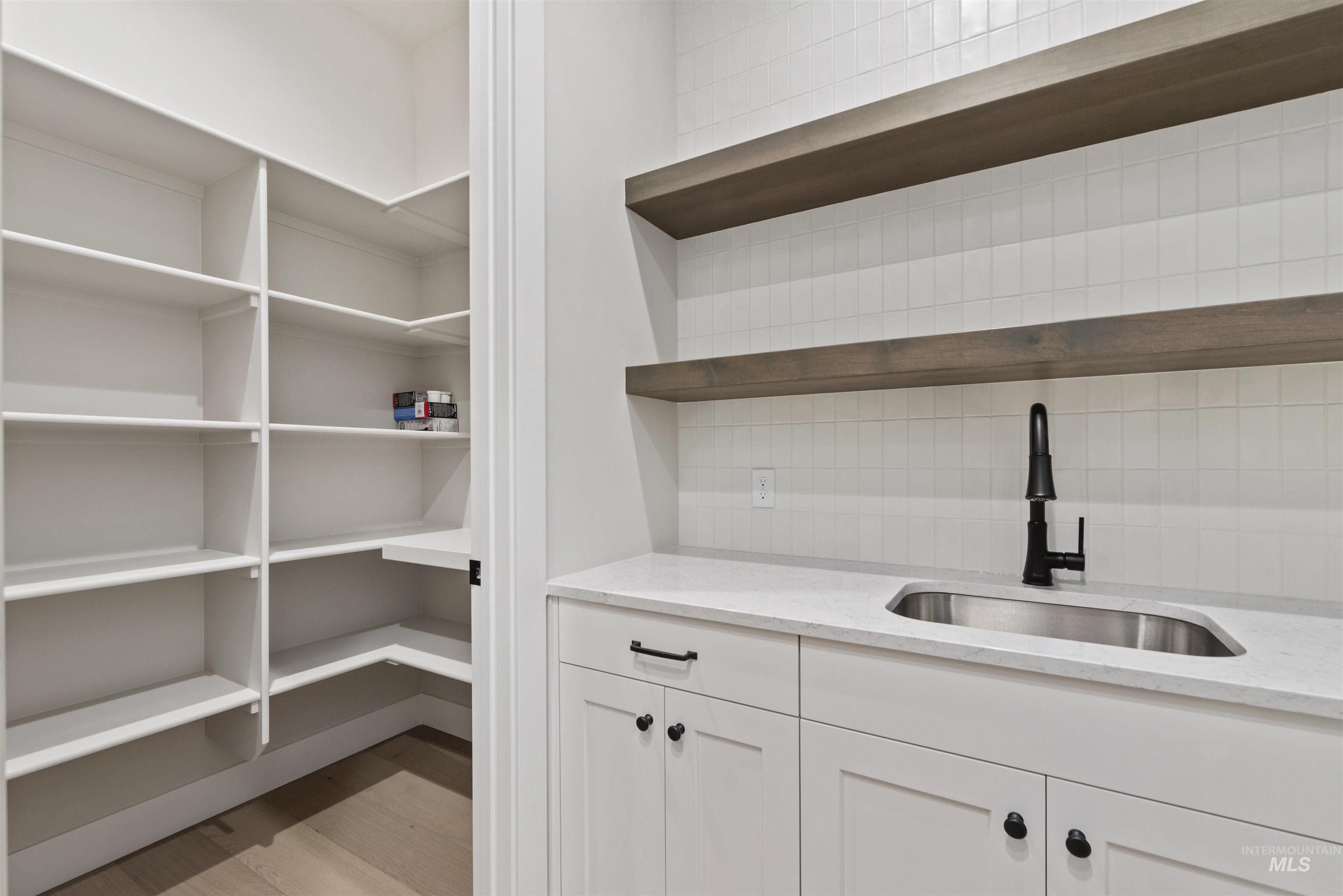 85 S Sunniva Ave, Kuna, Idaho 83634, 4 Bedrooms, 3 Bathrooms, Residential For Sale, Price $699,880, 98976735