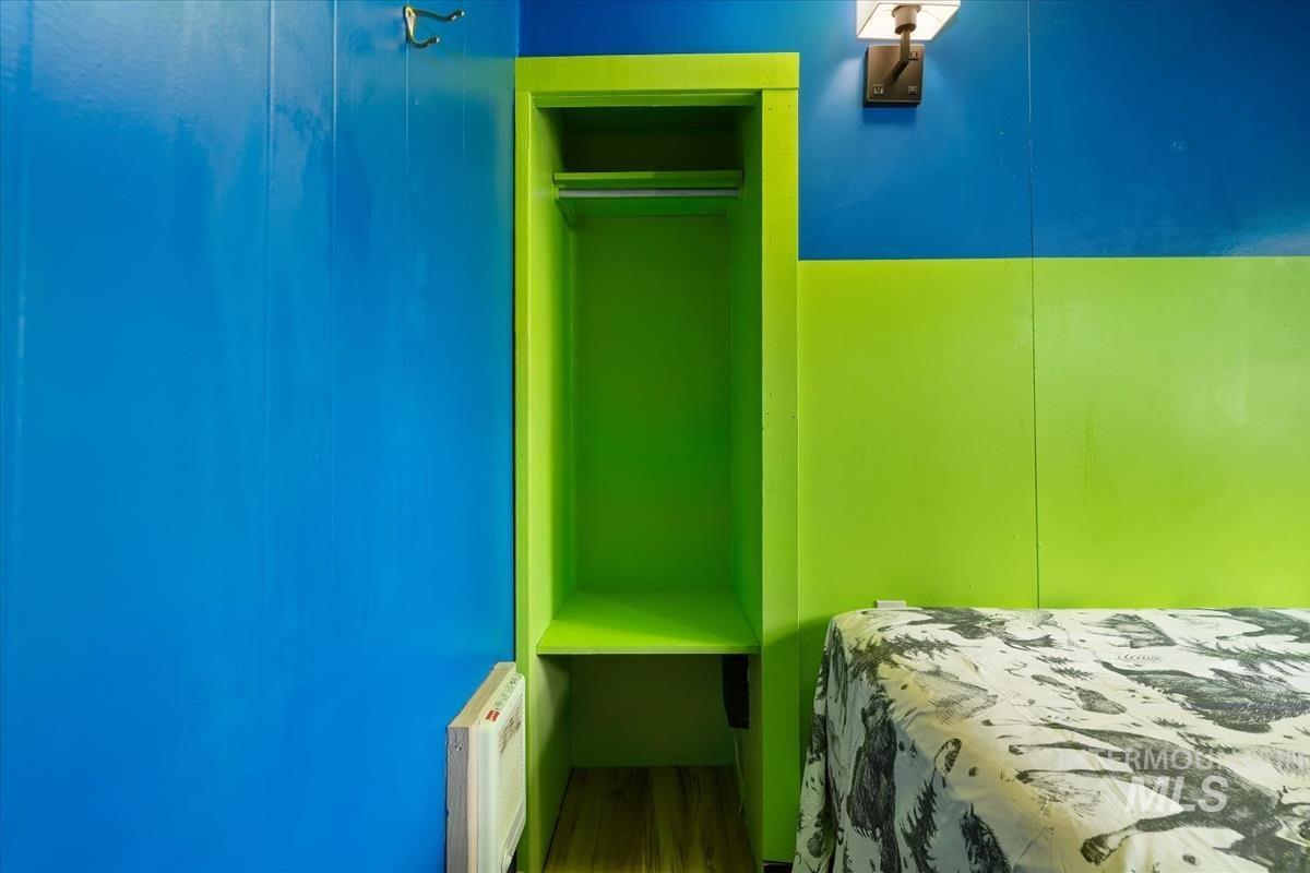 90 Messick Ln, Garden Valley, Idaho 83622-8112, 2 Bedrooms, 1 Bathroom, Residential For Sale, Price $189,500,MLS 98976737