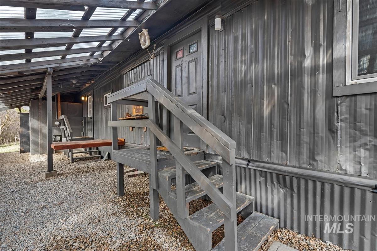 90 Messick Ln, Garden Valley, Idaho 83622-8112, 2 Bedrooms, 1 Bathroom, Residential For Sale, Price $189,500,MLS 98976737