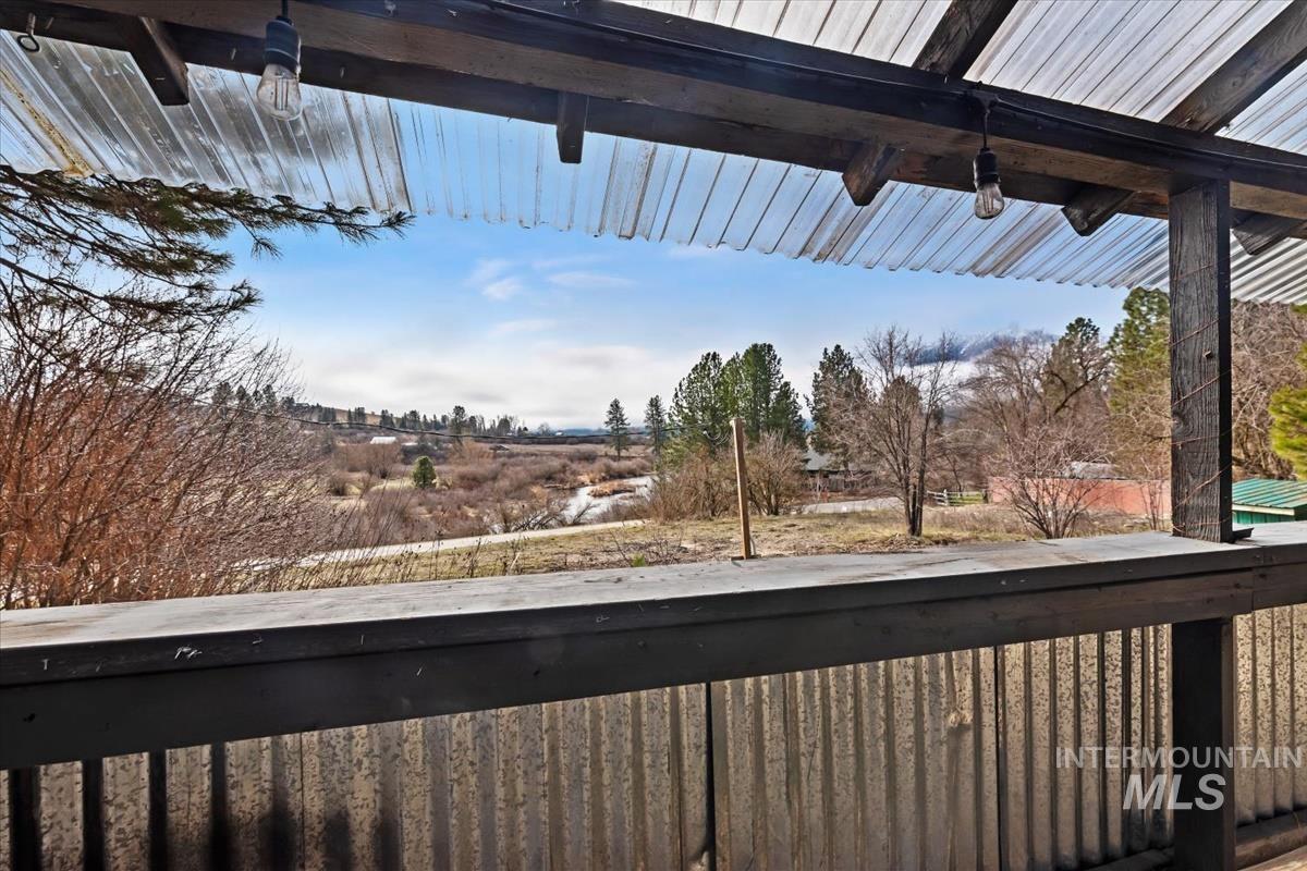 90 Messick Ln, Garden Valley, Idaho 83622-8112, 2 Bedrooms, 1 Bathroom, Residential For Sale, Price $189,500,MLS 98976737