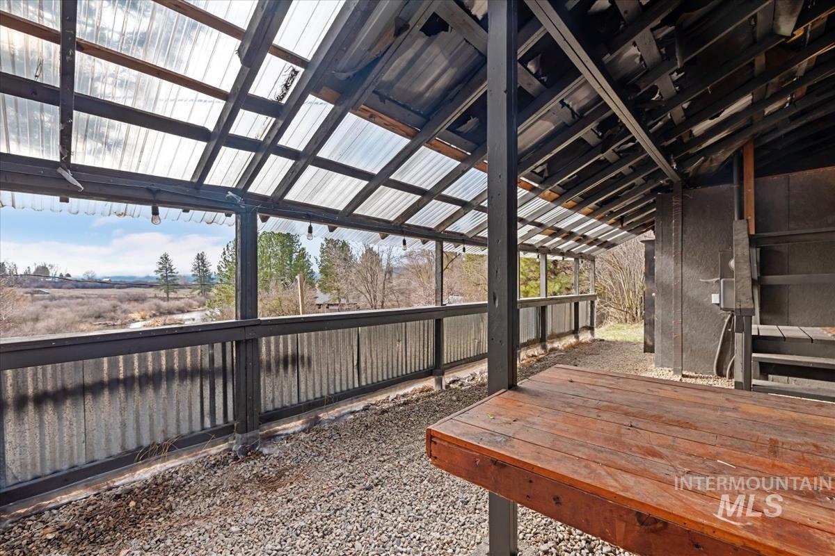 90 Messick Ln, Garden Valley, Idaho 83622-8112, 2 Bedrooms, 1 Bathroom, Residential For Sale, Price $189,500,MLS 98976737