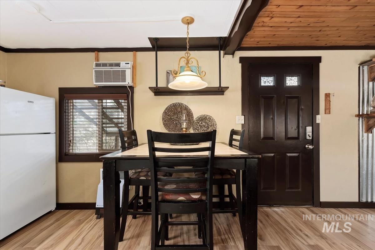 90 Messick Ln, Garden Valley, Idaho 83622-8112, 2 Bedrooms, 1 Bathroom, Residential For Sale, Price $189,500,MLS 98976737