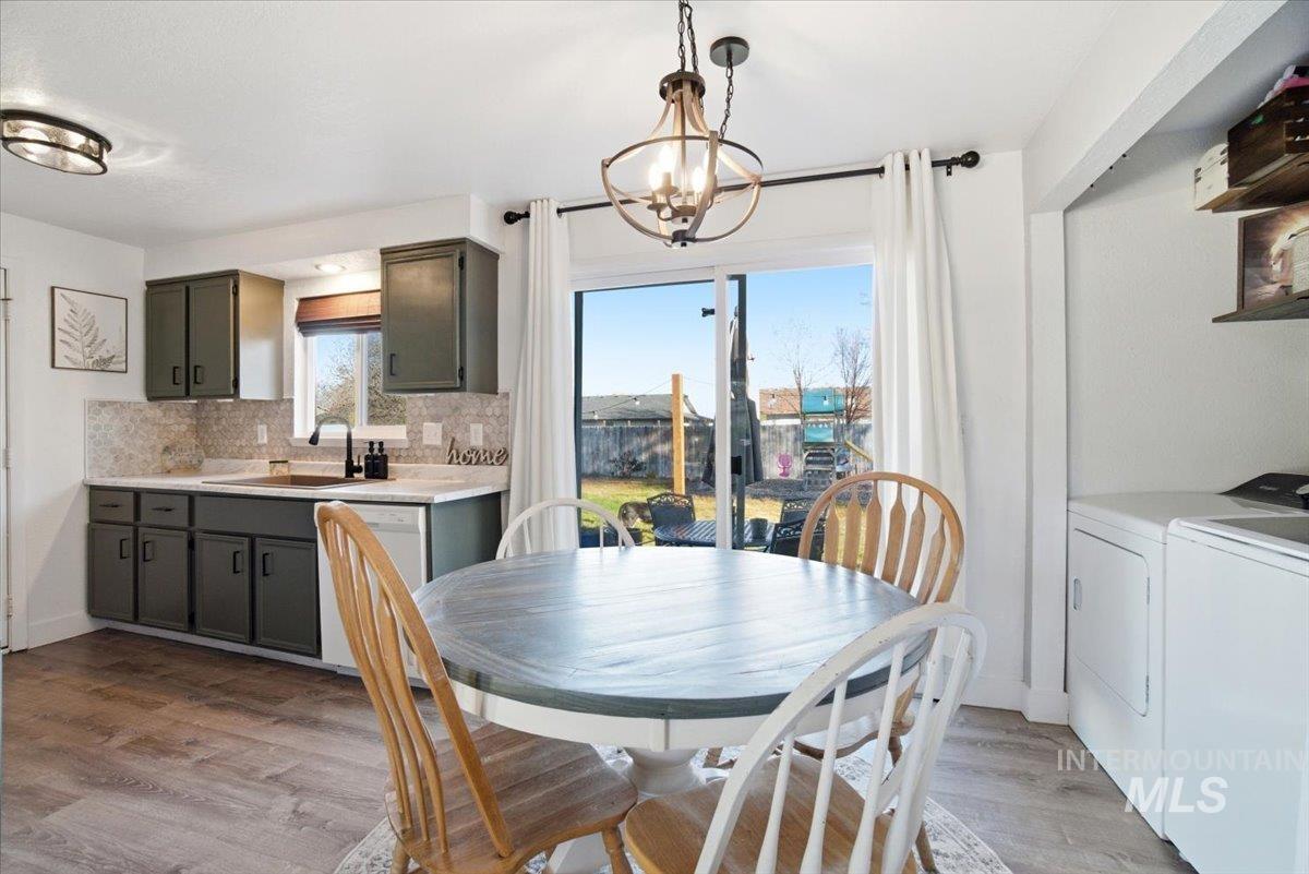 1436 Washington St, Meridian, Idaho 83642, 3 Bedrooms, 1 Bathroom, Residential For Sale, Price $350,000, 98976739