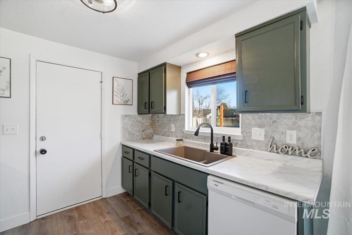 1436 Washington St, Meridian, Idaho 83642, 3 Bedrooms, 1 Bathroom, Residential For Sale, Price $350,000, 98976739