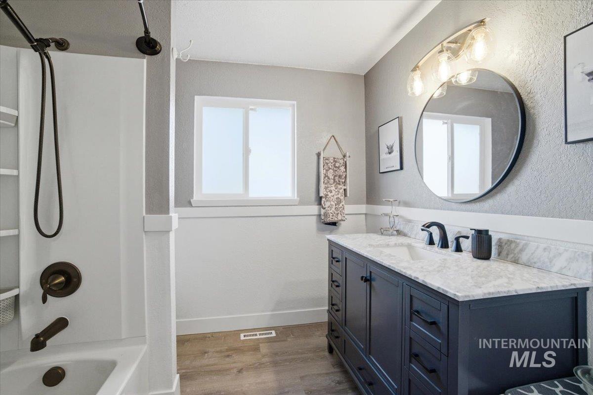 1436 Washington St, Meridian, Idaho 83642, 3 Bedrooms, 1 Bathroom, Residential For Sale, Price $350,000, 98976739