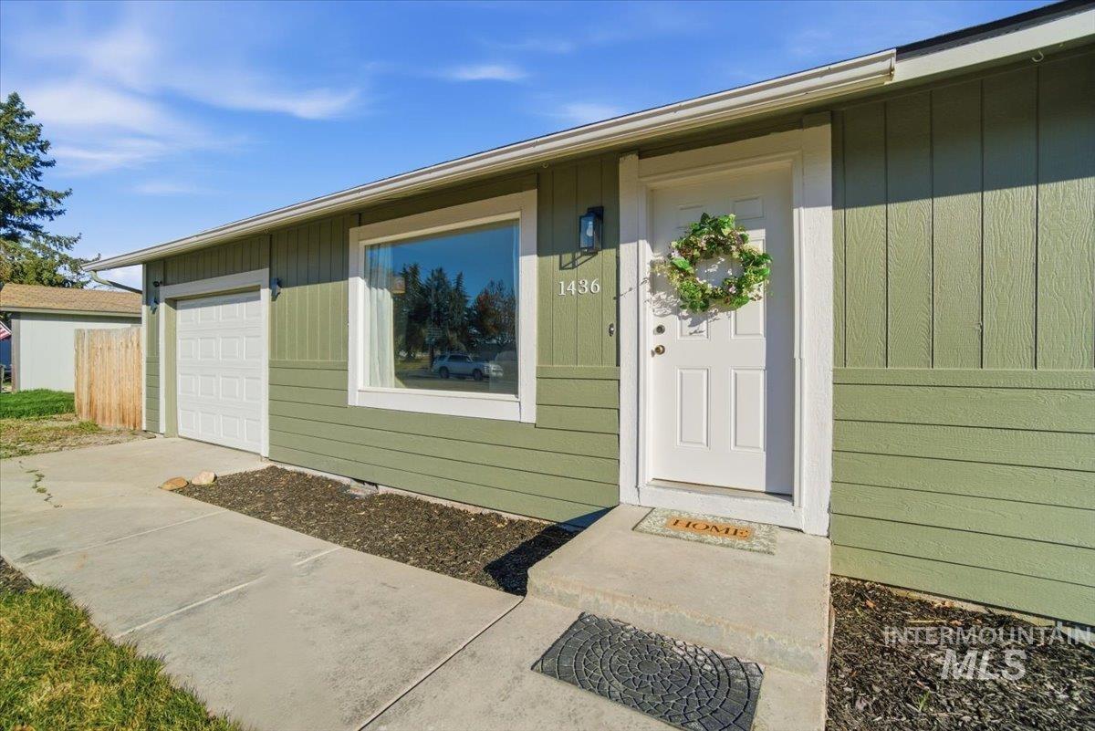 1436 Washington St, Meridian, Idaho 83642, 3 Bedrooms, 1 Bathroom, Residential For Sale, Price $350,000, 98976739