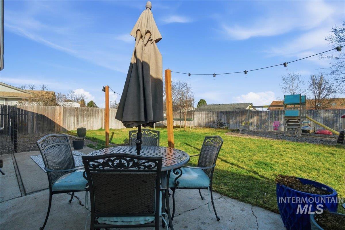 1436 Washington St, Meridian, Idaho 83642, 3 Bedrooms, 1 Bathroom, Residential For Sale, Price $350,000, 98976739