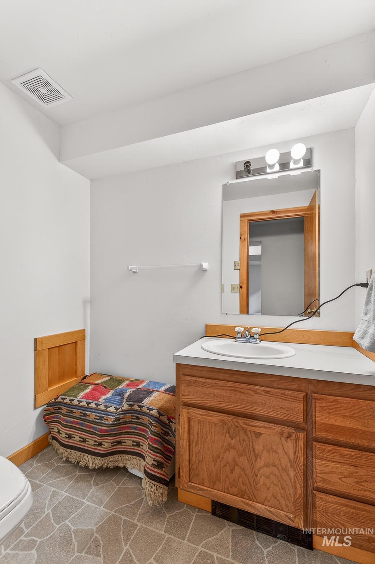 441 Allen Avenue, McCall, Idaho 83638-0000, 3 Bedrooms, 4 Bathrooms, Residential For Sale, Price $1,079,000,MLS 98976746