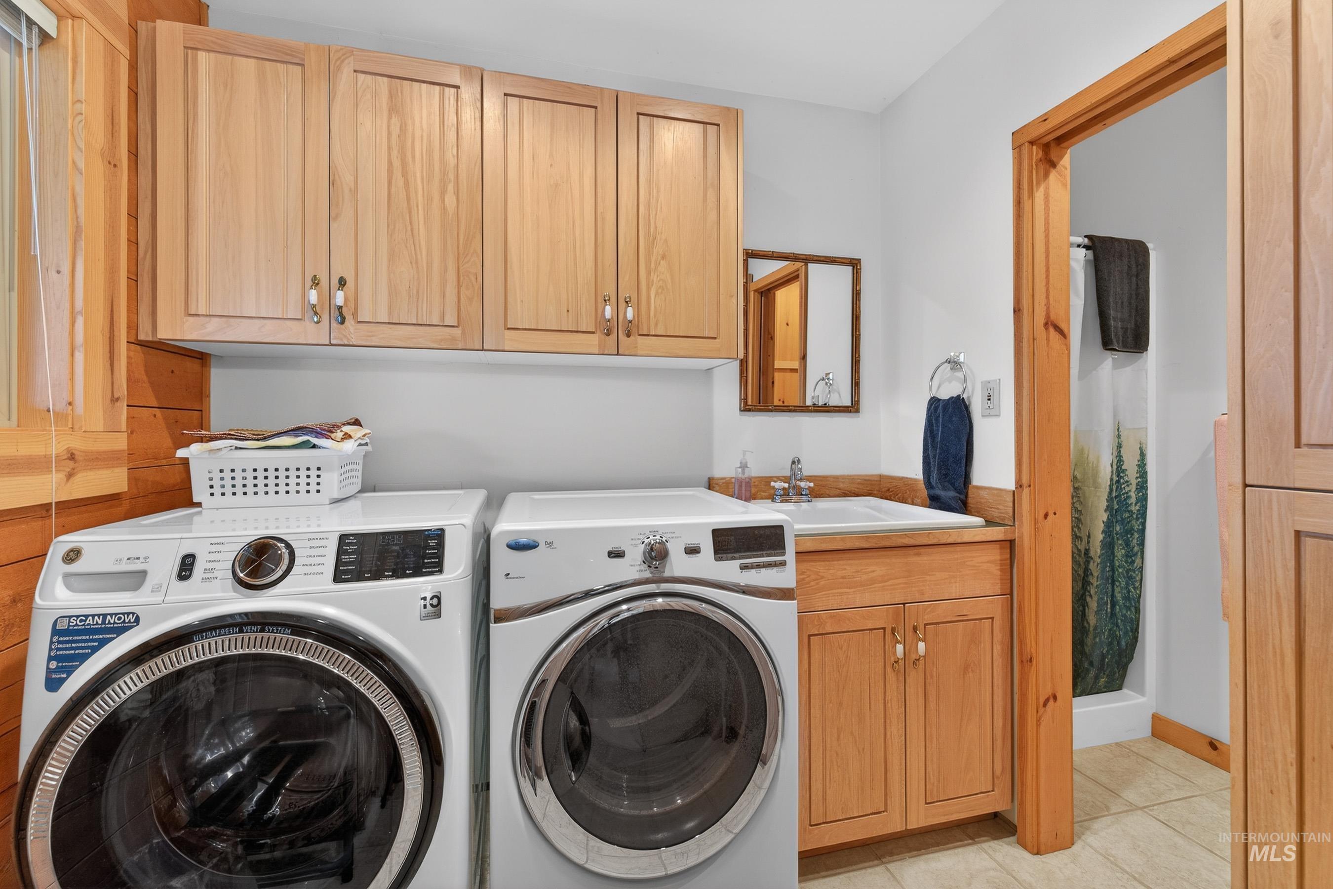 441 Allen Avenue, McCall, Idaho 83638-0000, 3 Bedrooms, 4 Bathrooms, Residential For Sale, Price $1,150,000,MLS 98976746