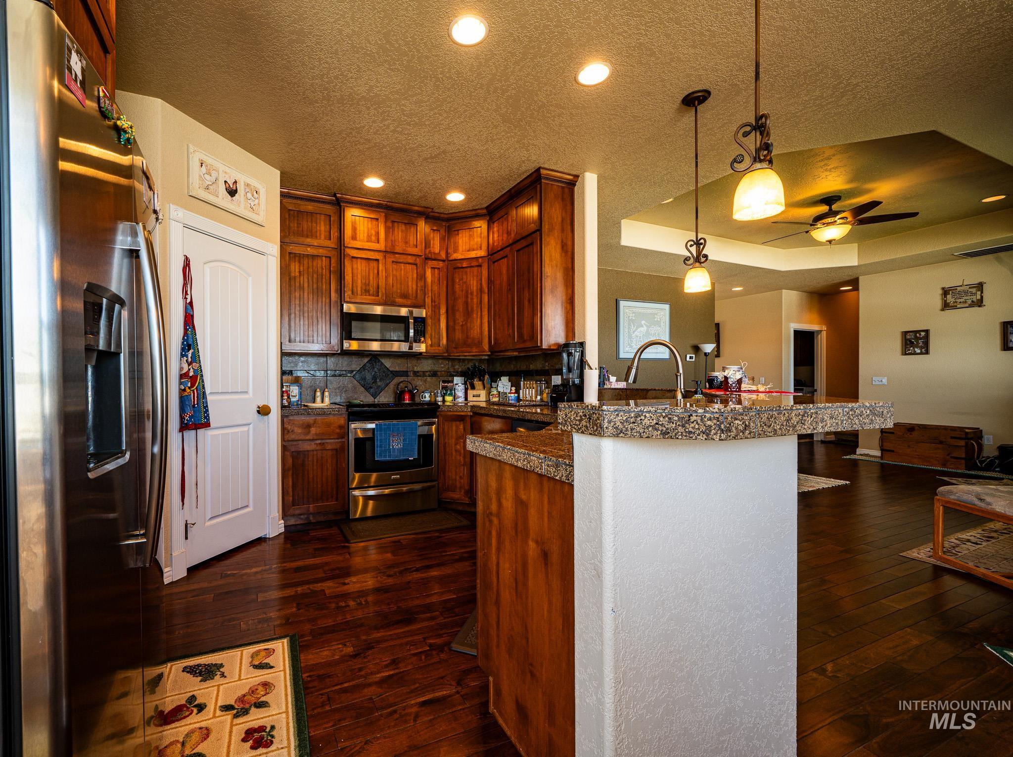 201 E South 10th Street, Grangeville, Idaho 83530, 3 Bedrooms, 2 Bathrooms, Residential For Sale, Price $522,500,MLS 98976748