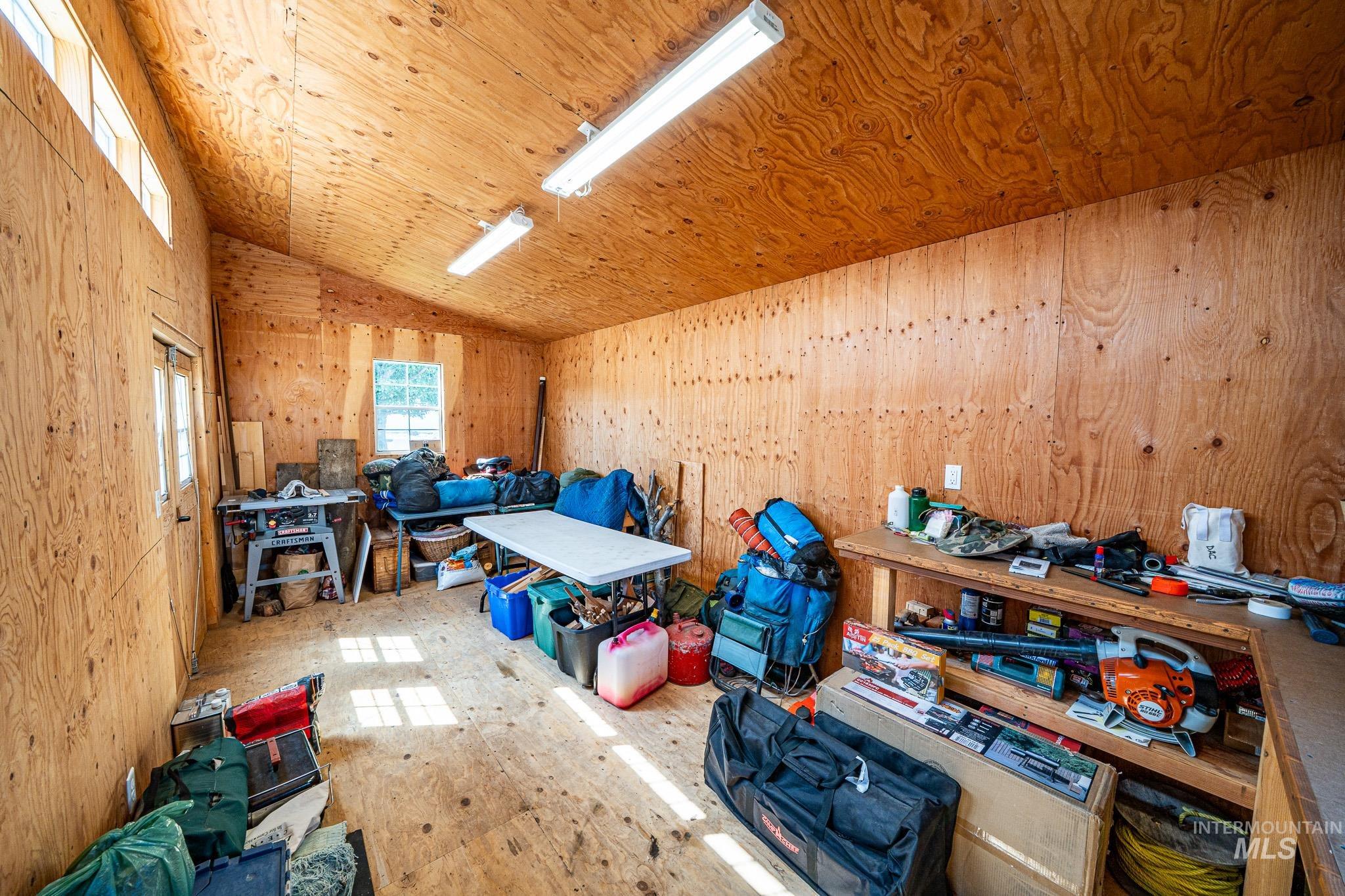 201 E South 10th Street, Grangeville, Idaho 83530, 3 Bedrooms, 2 Bathrooms, Residential For Sale, Price $522,500,MLS 98976748