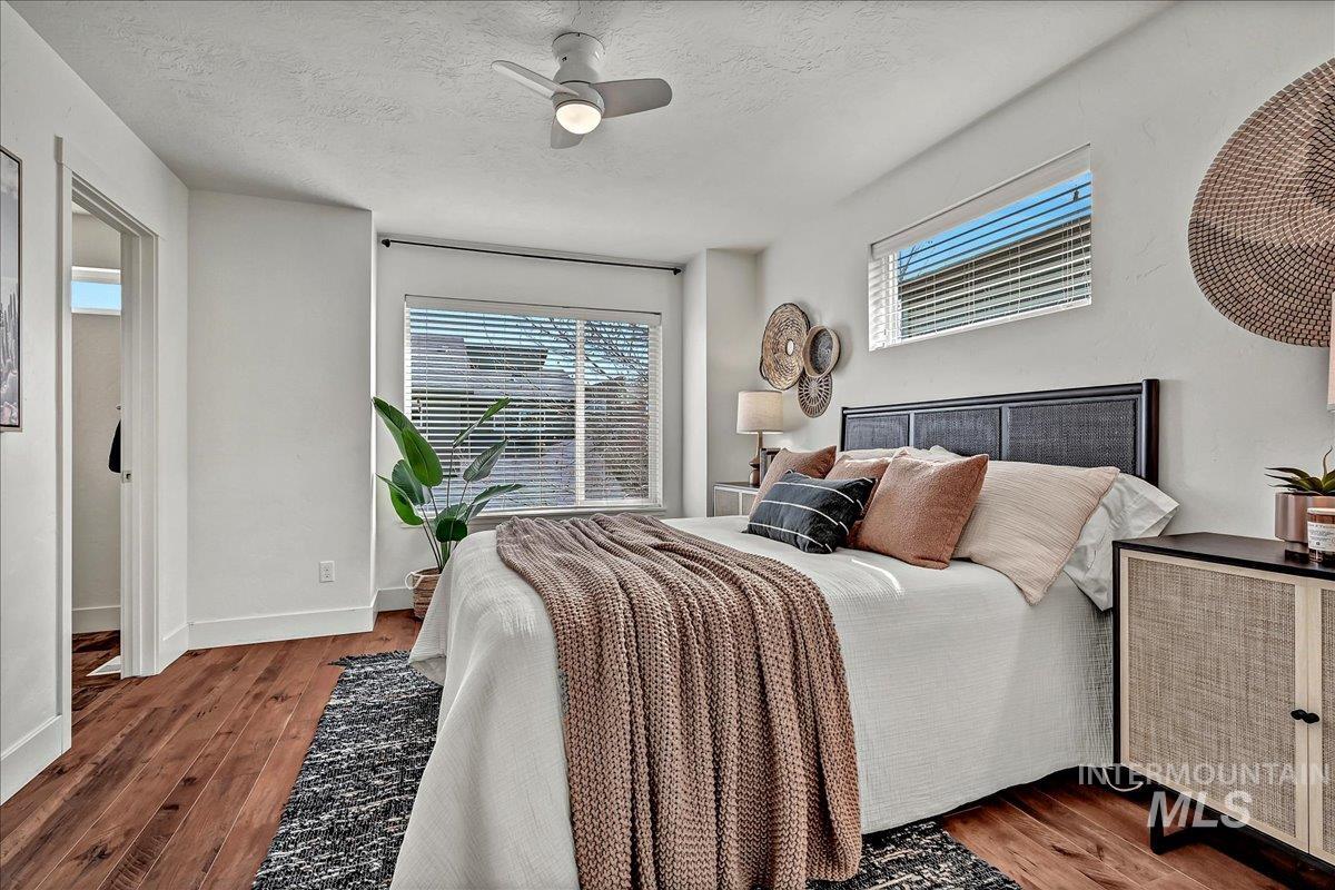 291 E Thurman Mill Lane, Garden City, Idaho 83714, 3 Bedrooms, 2.5 Bathrooms, Residential For Sale, Price $545,000,MLS 98976750