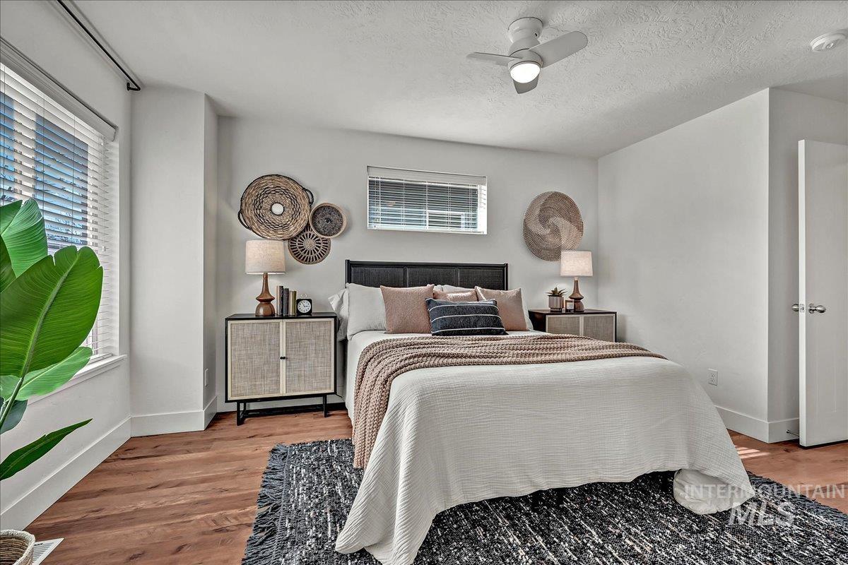 291 E Thurman Mill Lane, Garden City, Idaho 83714, 3 Bedrooms, 2.5 Bathrooms, Residential For Sale, Price $545,000,MLS 98976750