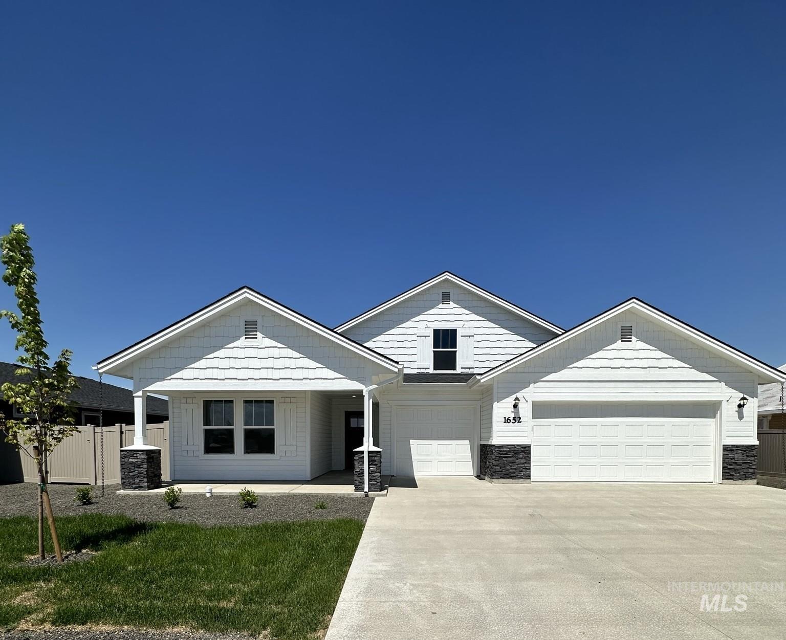 11434 W Tutor St, Nampa, Idaho 83651, 3 Bedrooms, 2 Bathrooms, Residential For Sale, Price $454,990,MLS 98976752