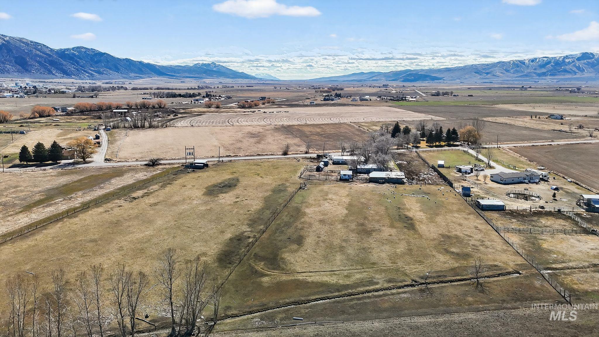 1044 W Samaria Ln, Malad City, Idaho 83252, 3 Bedrooms, 1.5 Bathrooms, Residential For Sale, Price $475,000,MLS 98976753