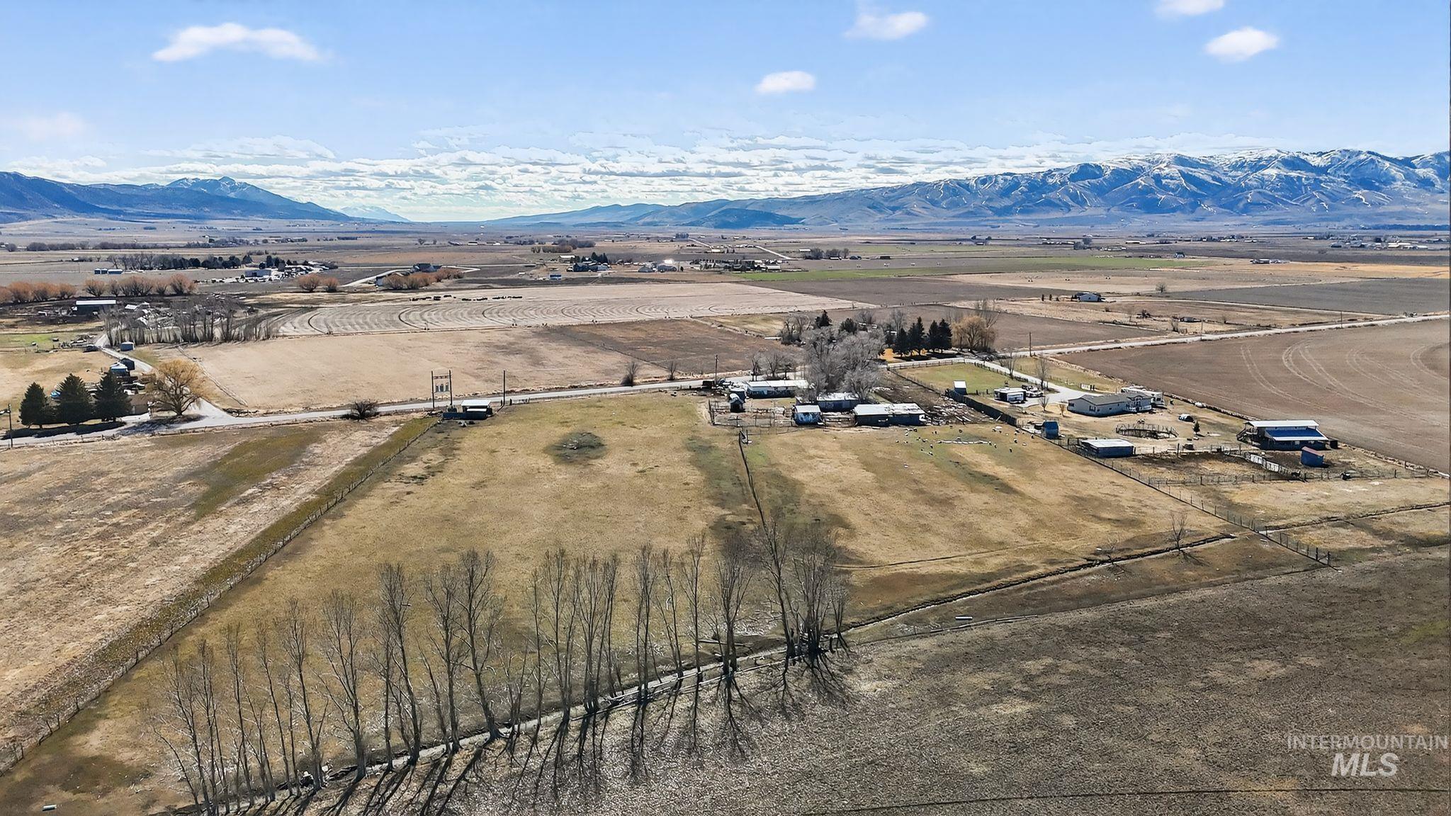 1044 W Samaria Ln, Malad City, Idaho 83252, 3 Bedrooms, 1.5 Bathrooms, Residential For Sale, Price $475,000,MLS 98976753