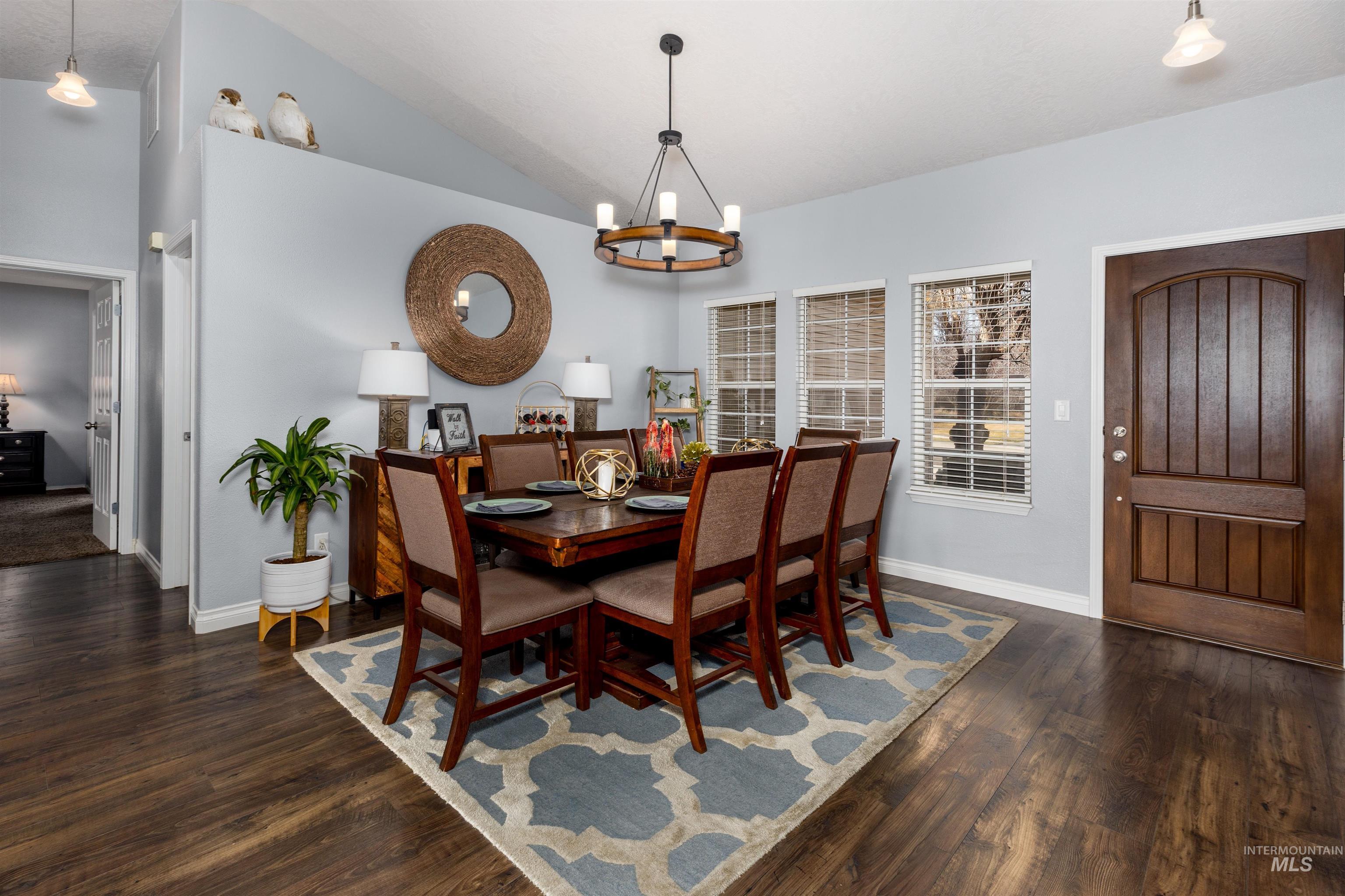 2966 S Slate Creek Way, Meridian, Idaho 83642, 4 Bedrooms, 2 Bathrooms, Residential For Sale, Price $585,000, 98976756