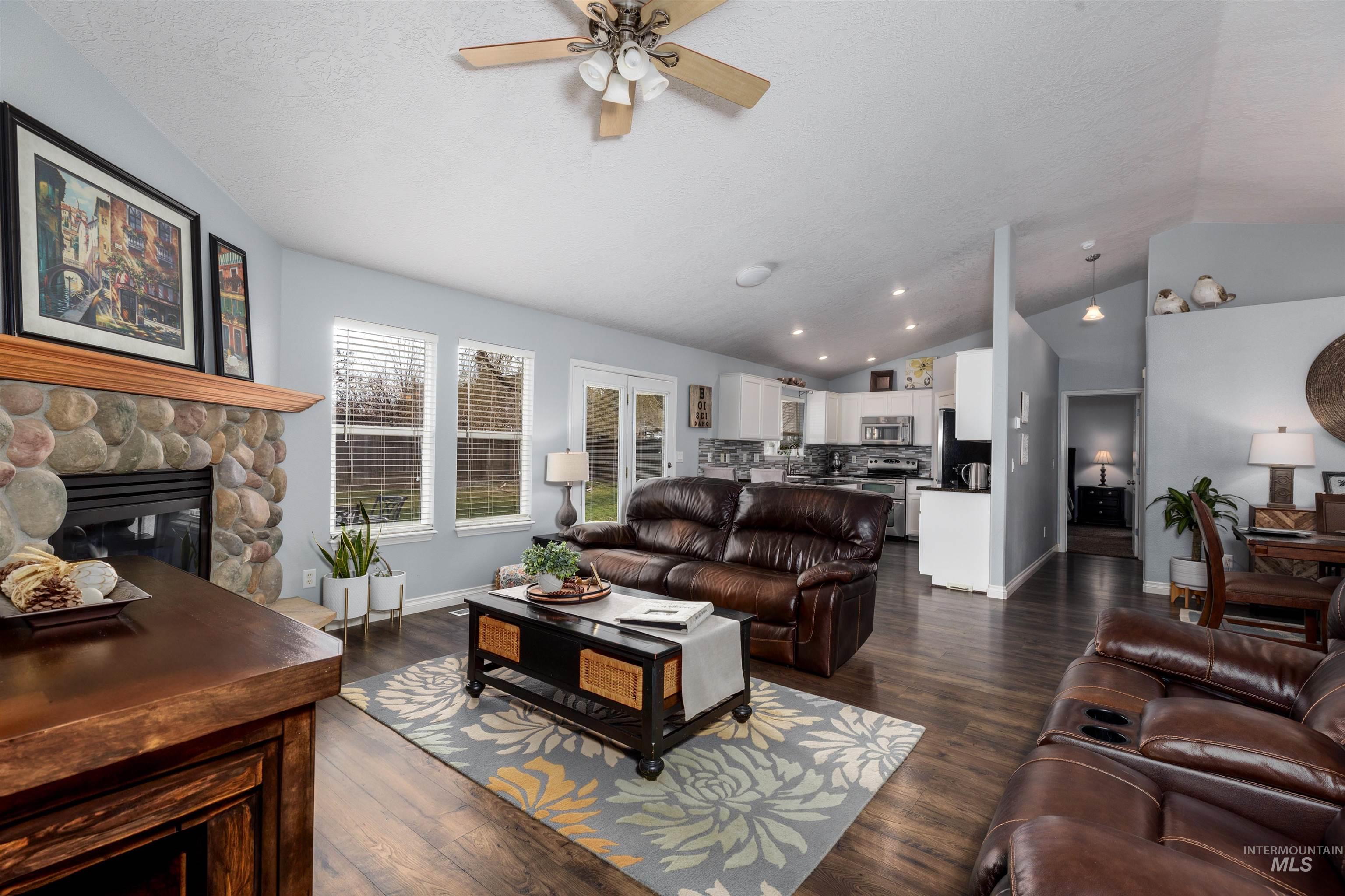 2966 S Slate Creek Way, Meridian, Idaho 83642, 4 Bedrooms, 2 Bathrooms, Residential For Sale, Price $585,000, 98976756