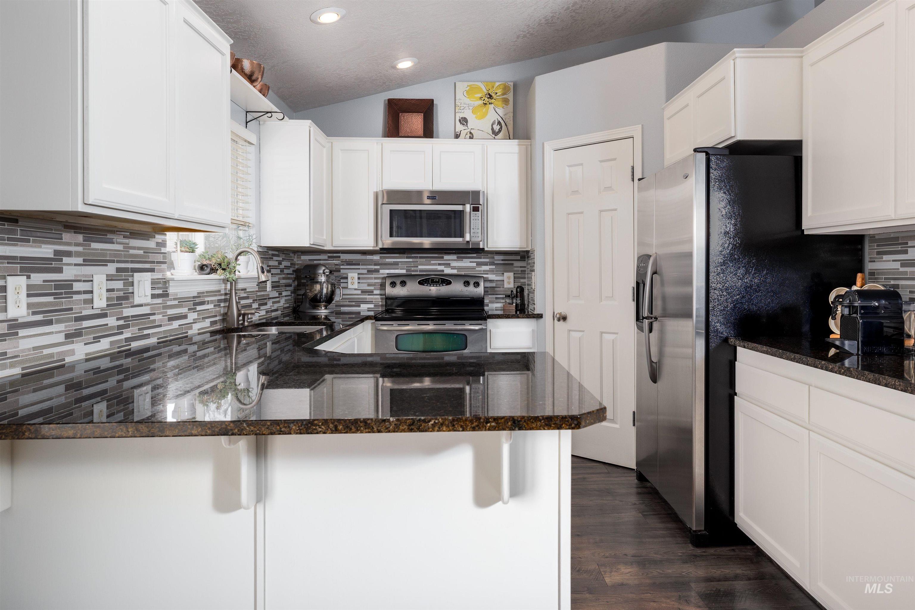 2966 S Slate Creek Way, Meridian, Idaho 83642, 4 Bedrooms, 2 Bathrooms, Residential For Sale, Price $585,000, 98976756