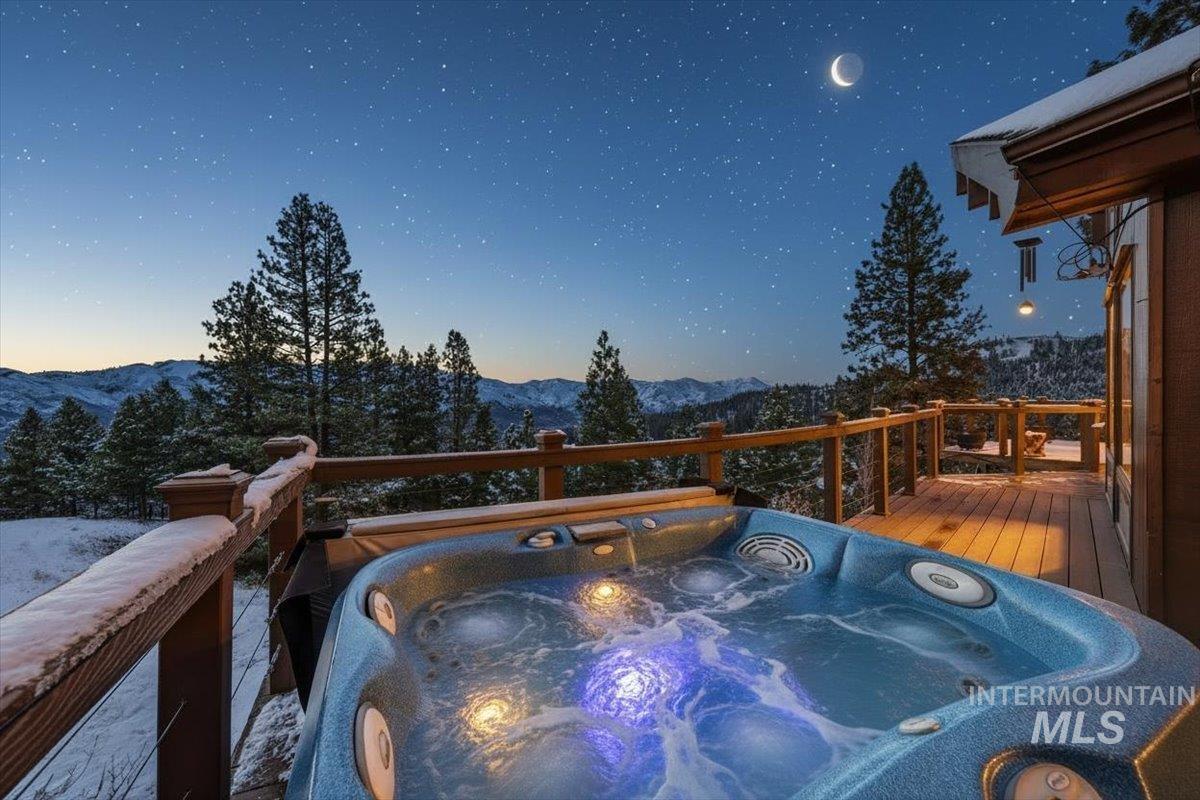 11 Forest Dr., Boise, Idaho 83716, 4 Bedrooms, 3 Bathrooms, Residential For Sale, Price $899,000, 98976760