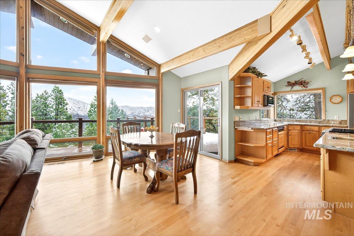 11 Forest Dr., Boise, Idaho 83716, 4 Bedrooms, 3 Bathrooms, Residential For Sale, Price $899,000, 98976760