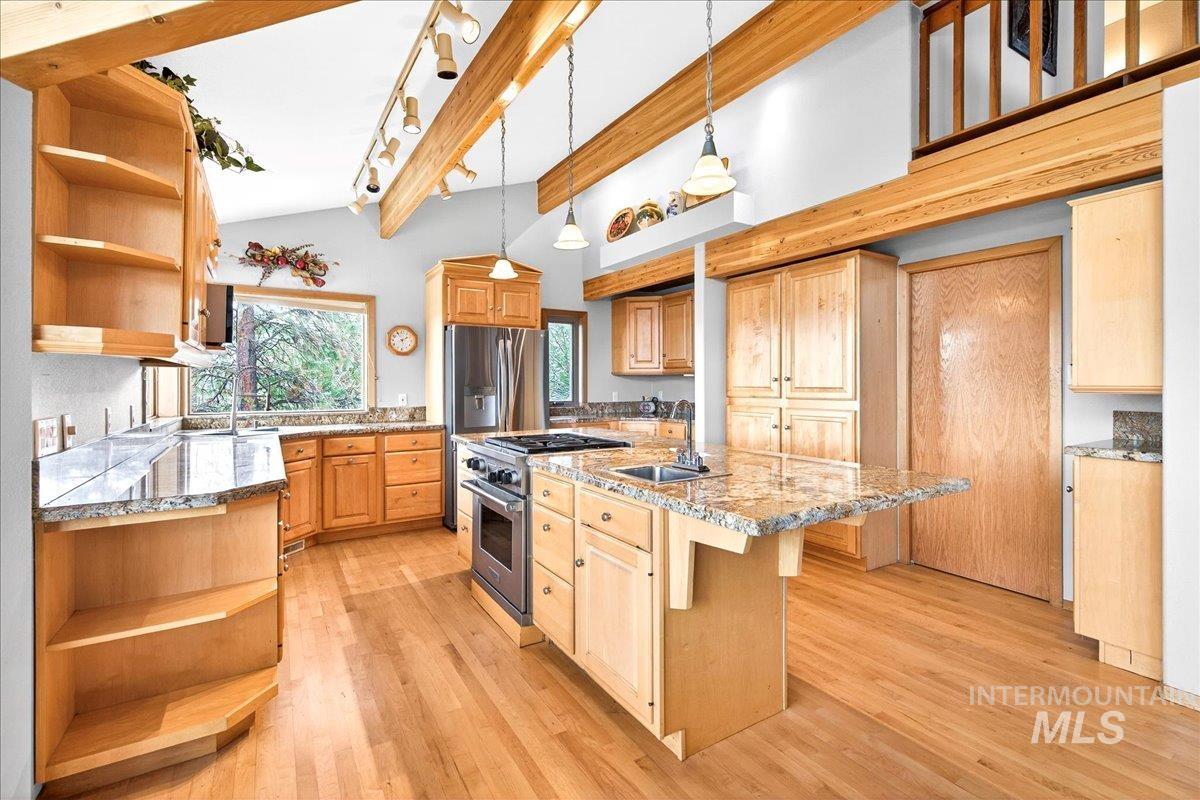 11 Forest Dr., Boise, Idaho 83716, 4 Bedrooms, 3 Bathrooms, Residential For Sale, Price $899,000, 98976760