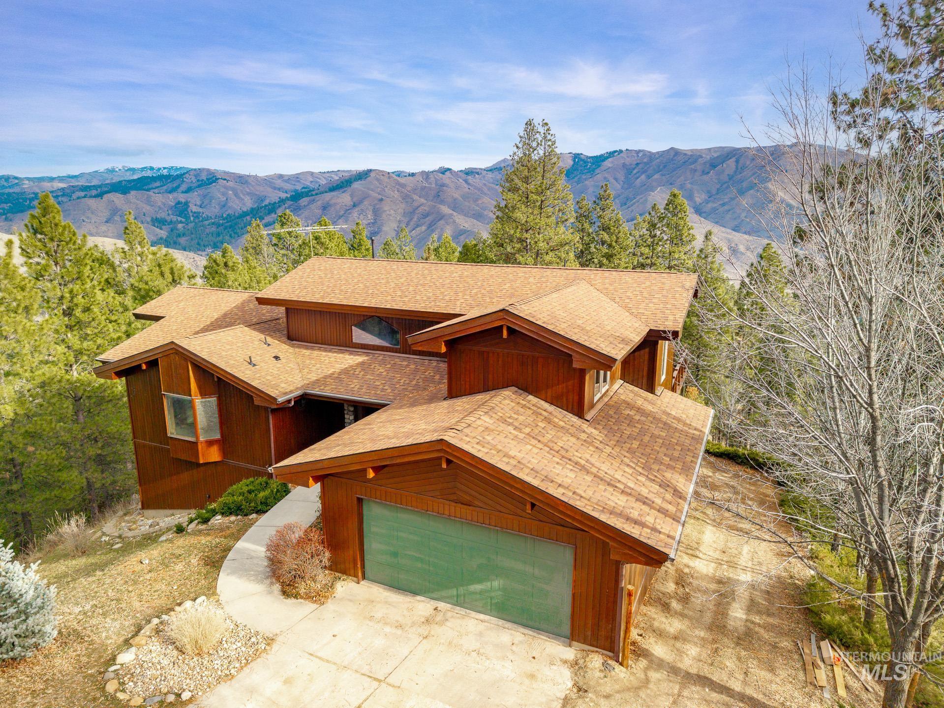 11 Forest Dr., Boise, Idaho 83716, 4 Bedrooms, 3 Bathrooms, Residential For Sale, Price $899,000, 98976760