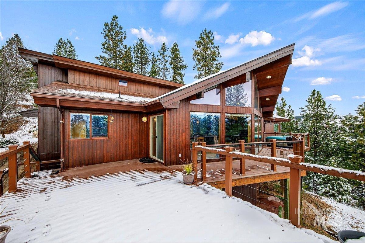 11 Forest Dr., Boise, Idaho 83716, 4 Bedrooms, 3 Bathrooms, Residential For Sale, Price $899,000, 98976760