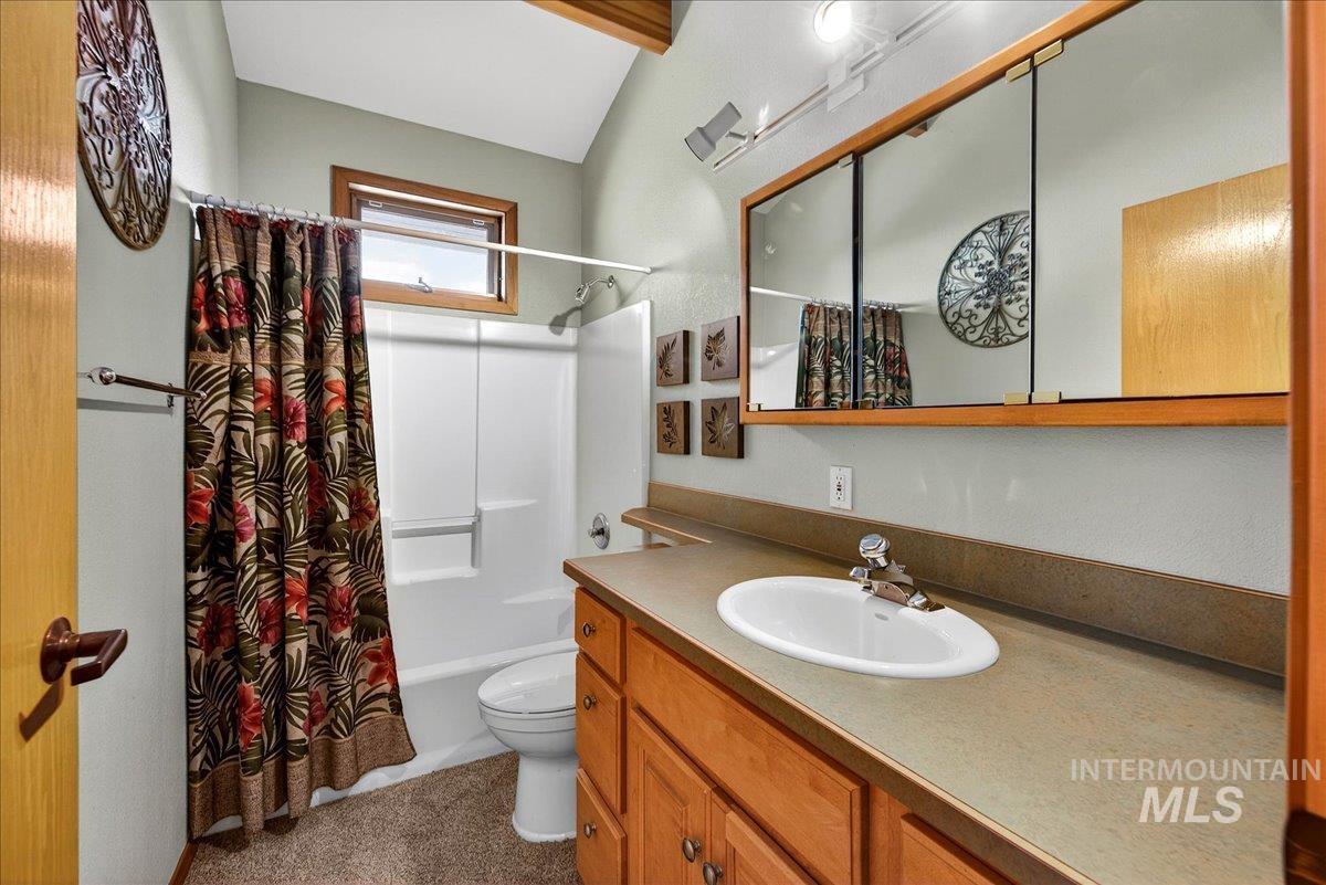 11 Forest Dr., Boise, Idaho 83716, 4 Bedrooms, 3 Bathrooms, Residential For Sale, Price $899,000, 98976760