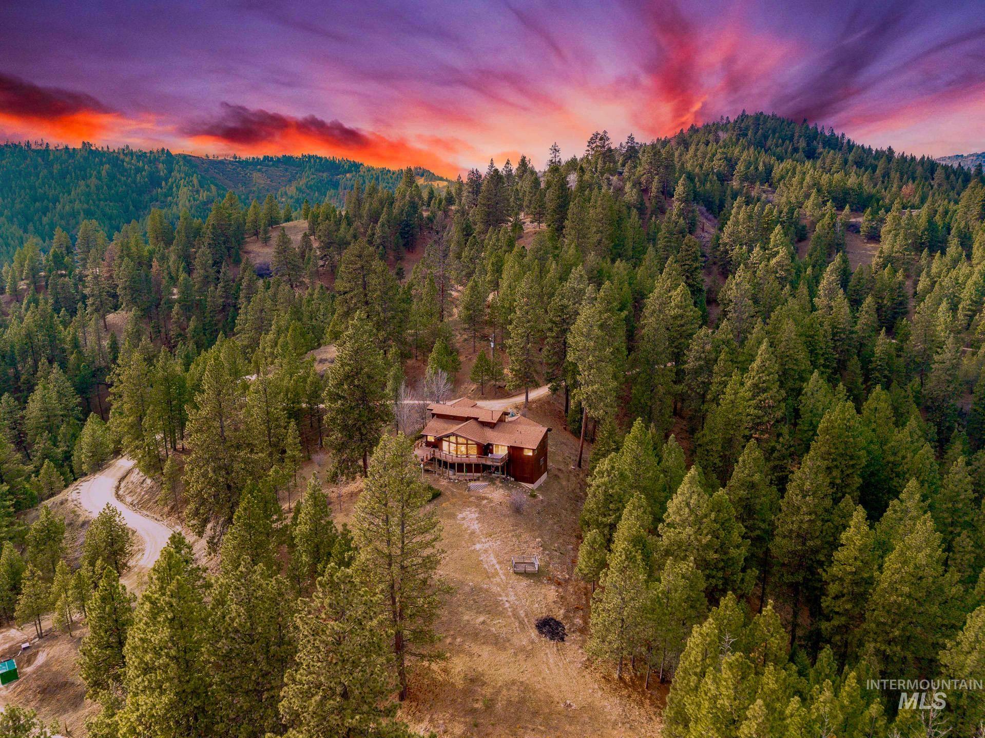 11 Forest Dr., Boise, Idaho 83716, 4 Bedrooms, 3 Bathrooms, Residential For Sale, Price $899,000, 98976760