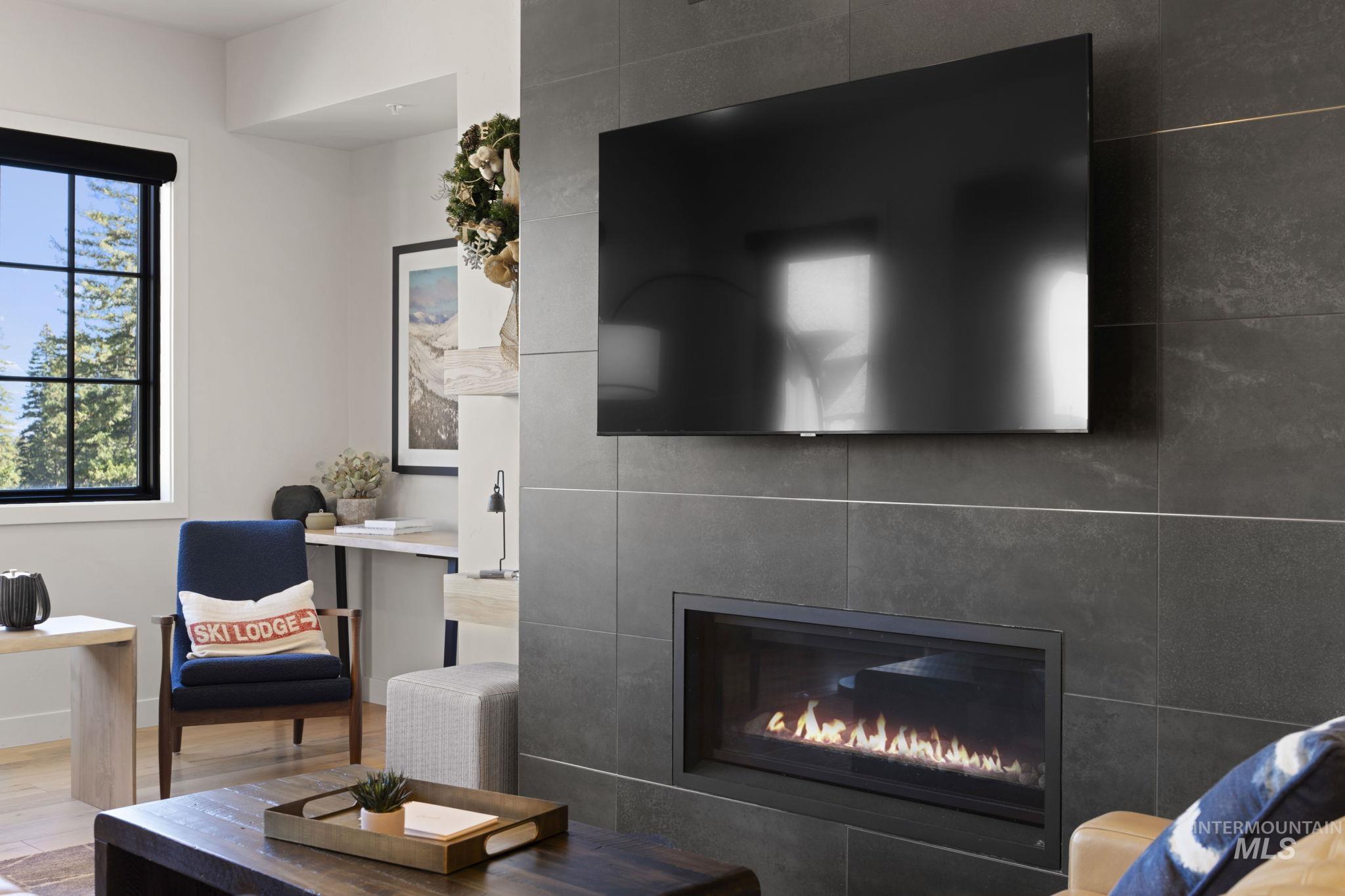 720 Village Drive, Donnelly, Idaho 83615, 3 Bedrooms, 2 Bathrooms, Residential For Sale, Price $1,399,000, 98976762