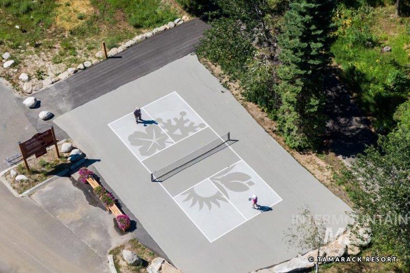 720 Village Drive, Donnelly, Idaho 83615, 3 Bedrooms, 2 Bathrooms, Residential For Sale, Price $1,399,000, 98976762