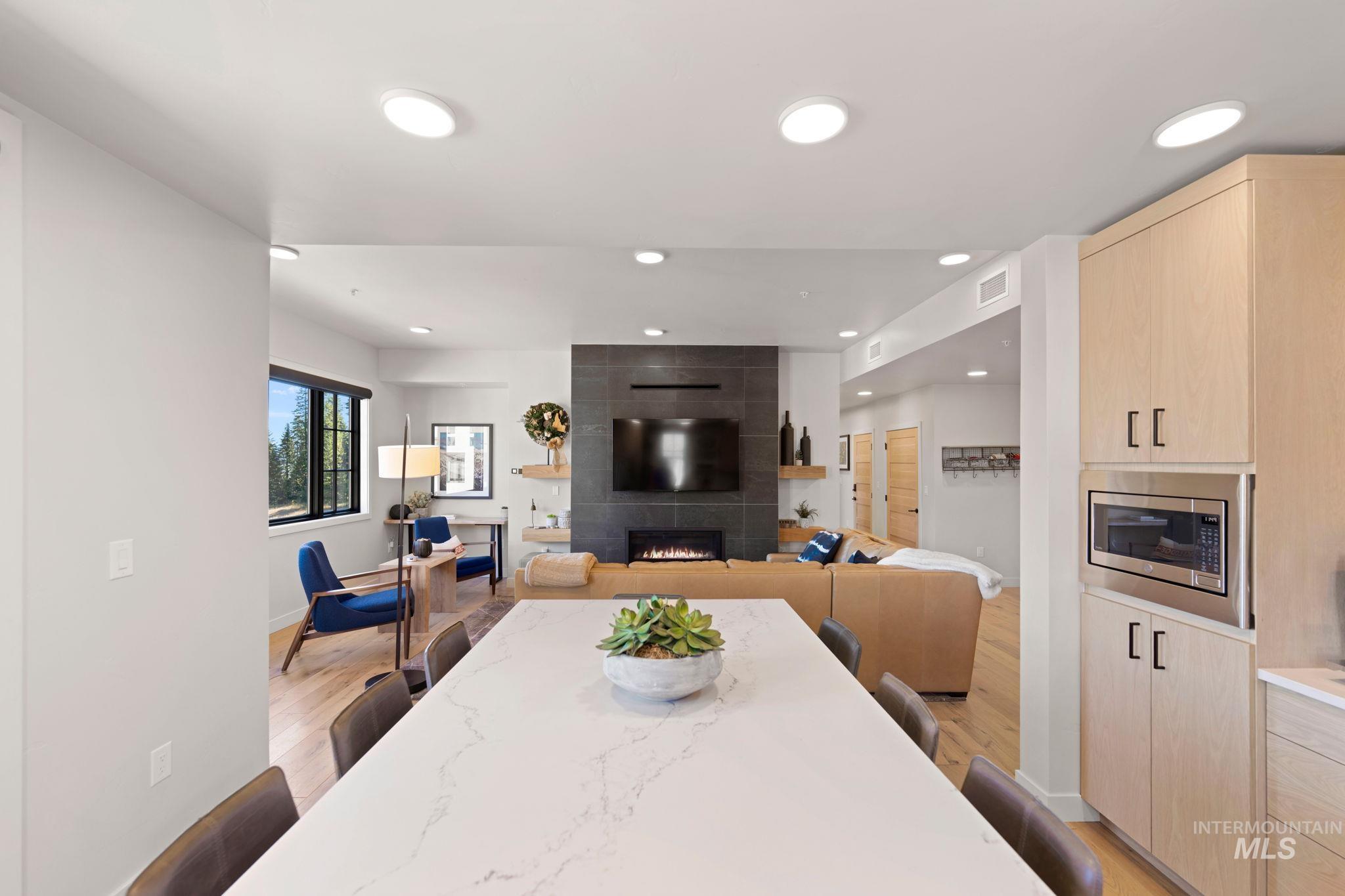 720 Village Drive, Donnelly, Idaho 83615, 3 Bedrooms, 2 Bathrooms, Residential For Sale, Price $1,399,000, 98976762