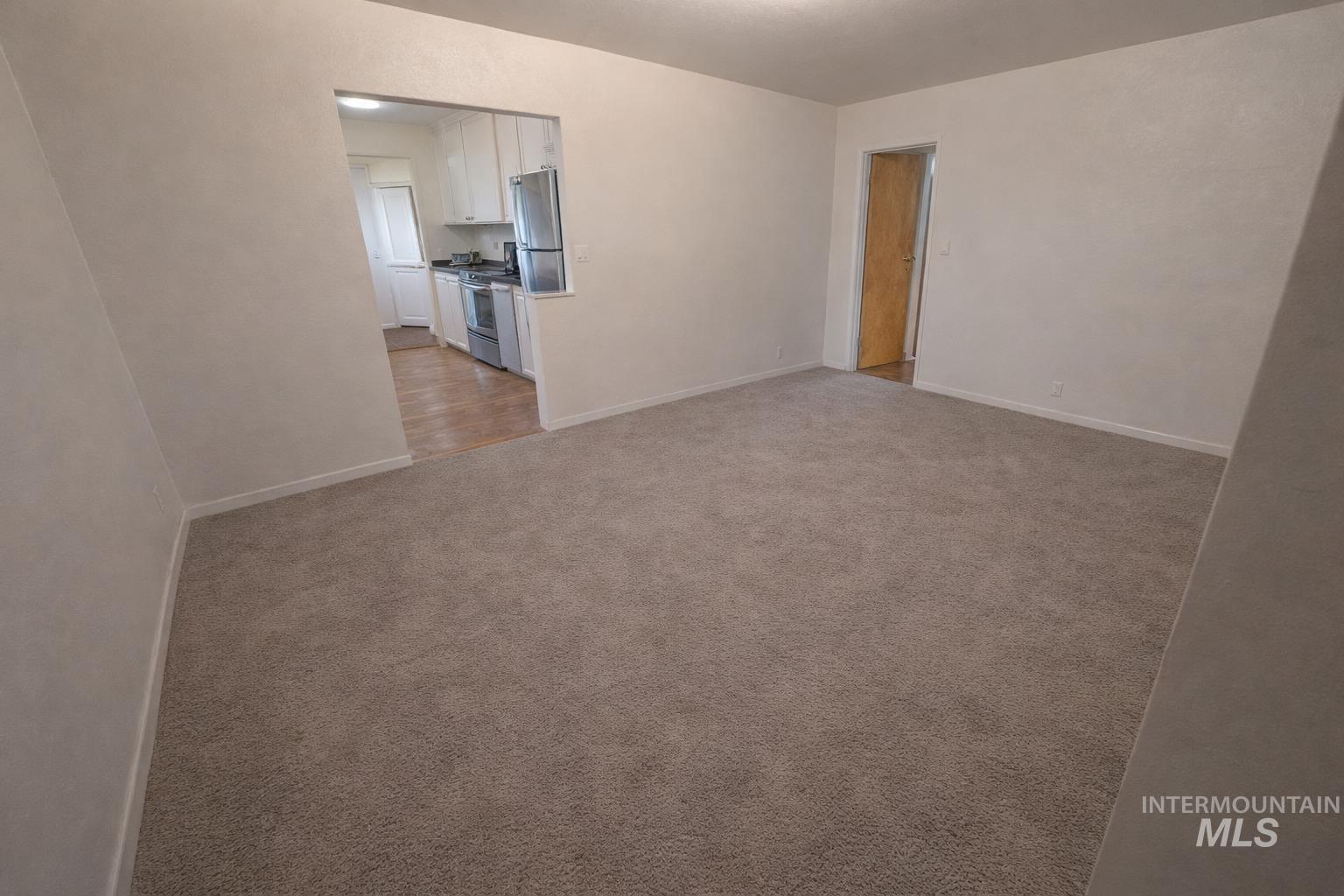 2623 S Fontaine St, Boise, Idaho 83705, 2 Bedrooms, 1 Bathroom, Residential Income For Sale, Price $450,000,MLS 98976765