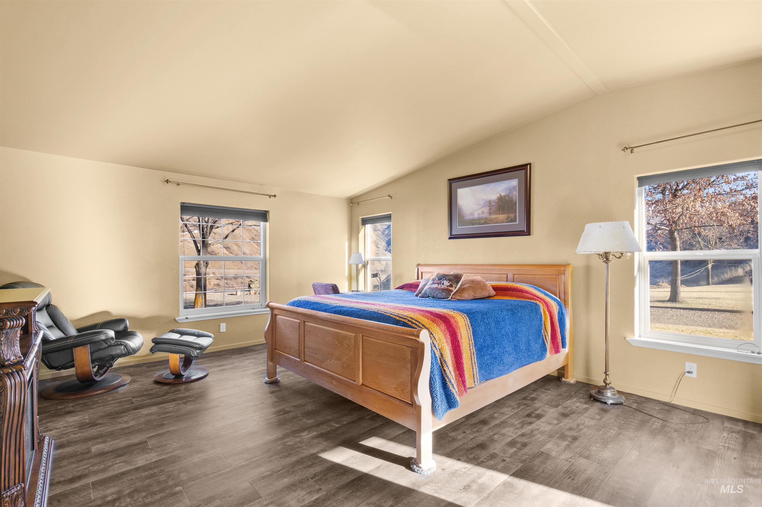 138 River Mountain Road, White Bird, Idaho 83554, 3 Bedrooms, 2 Bathrooms, Residential For Sale, Price $625,000, 98976770