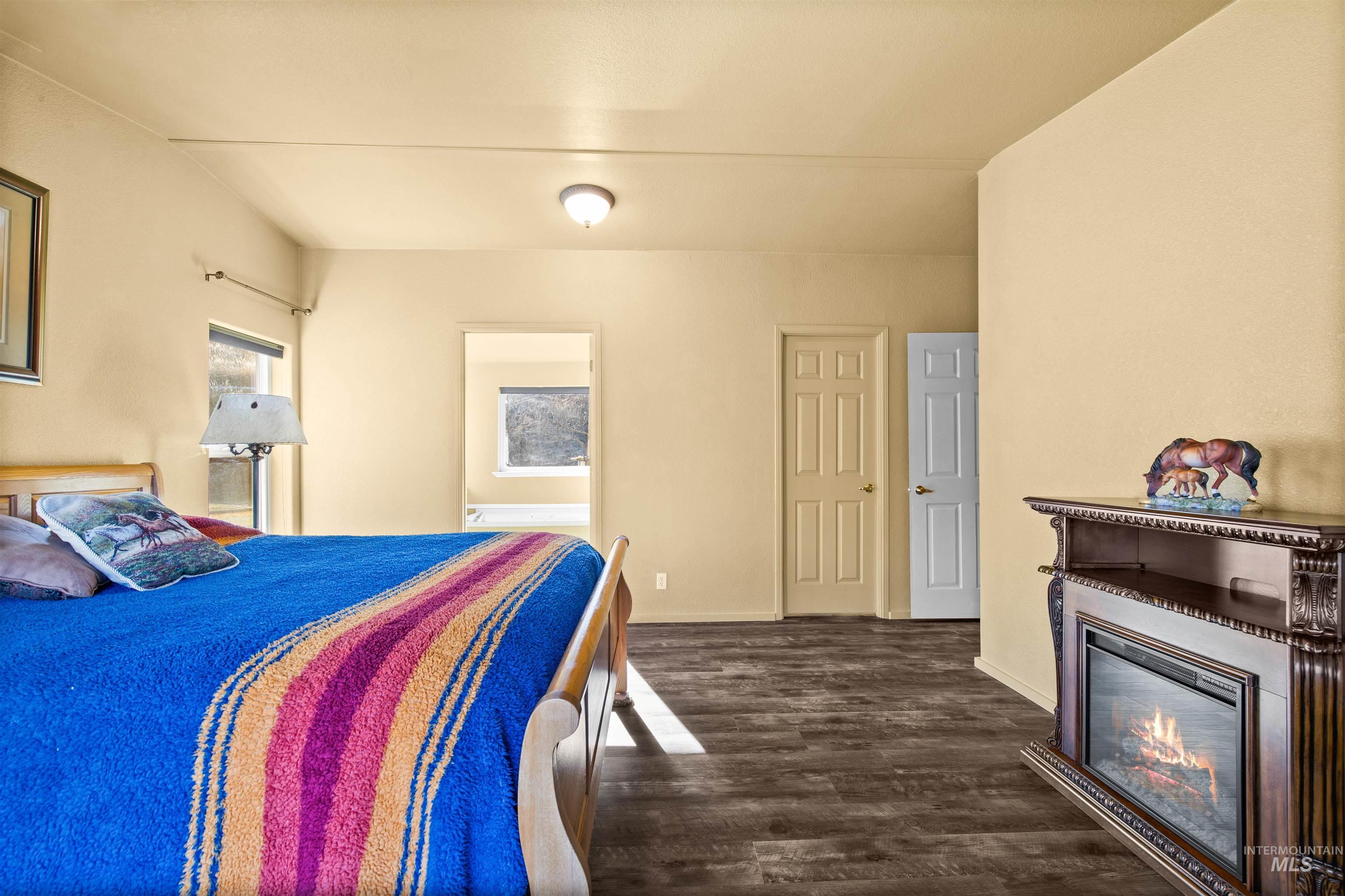 138 River Mountain Road, White Bird, Idaho 83554, 3 Bedrooms, 2 Bathrooms, Residential For Sale, Price $625,000, 98976770